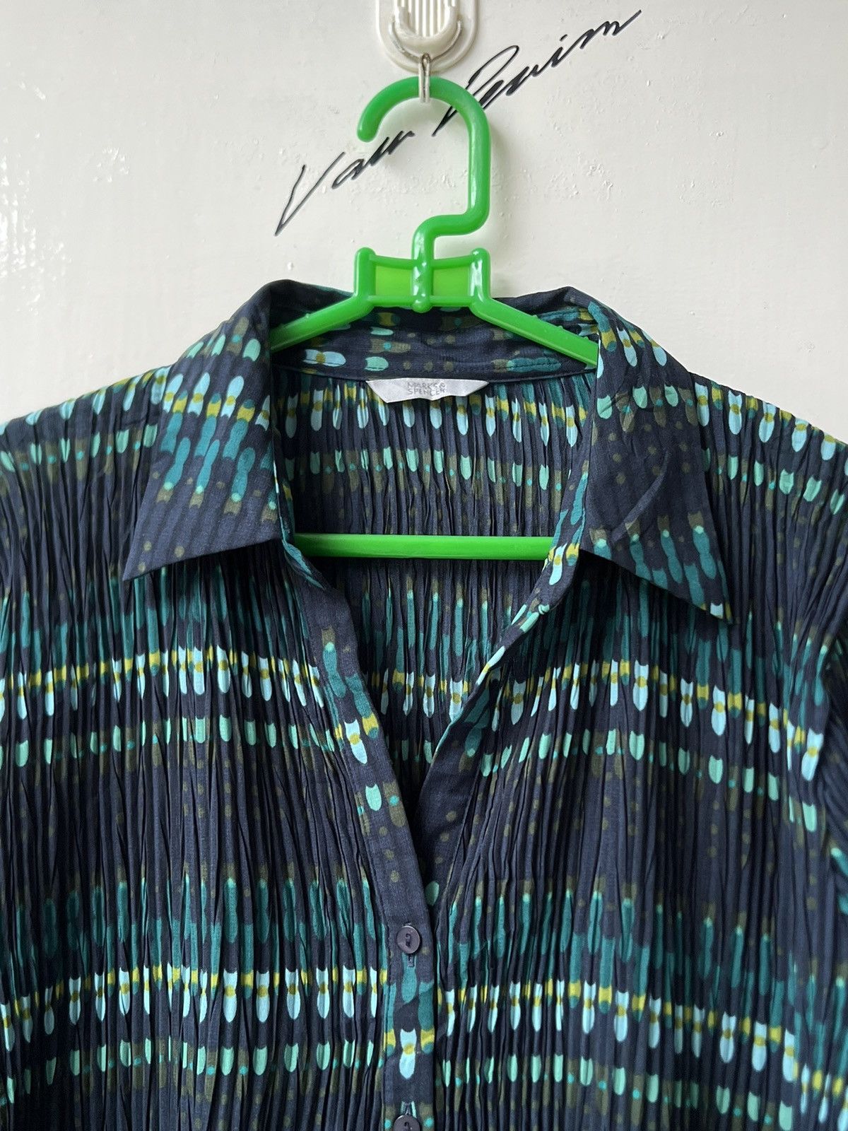 Marks & Spencer Marks & Spencer Motive Pleats Shirt Size US S / EU 44-46 / 1 - 12 Thumbnail
