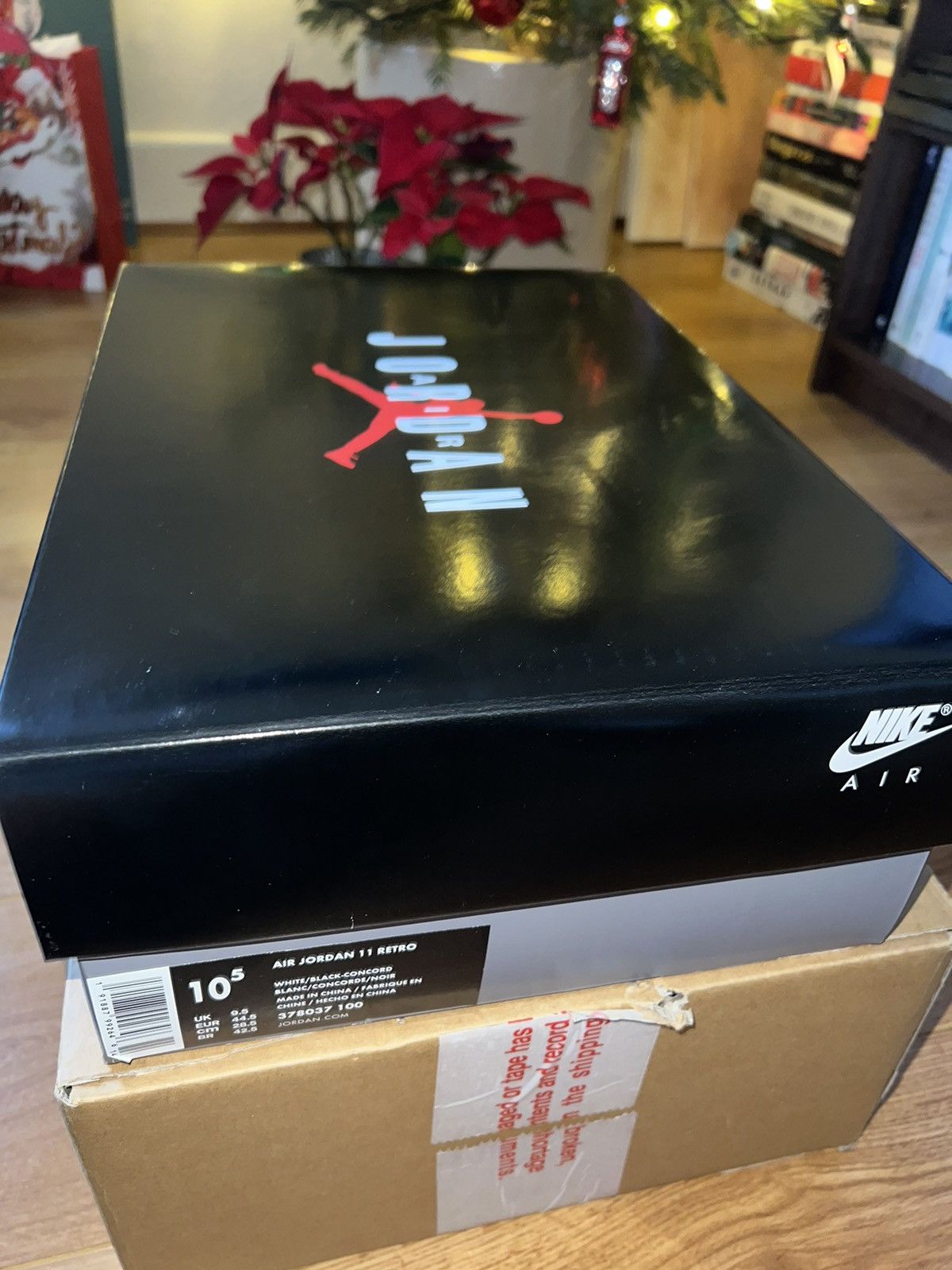Jordan Brand Air Jordan 11 Concord 2018 Men’s UK Size 9.5 Size US 10.5 / EU 43-44 - 7 Thumbnail