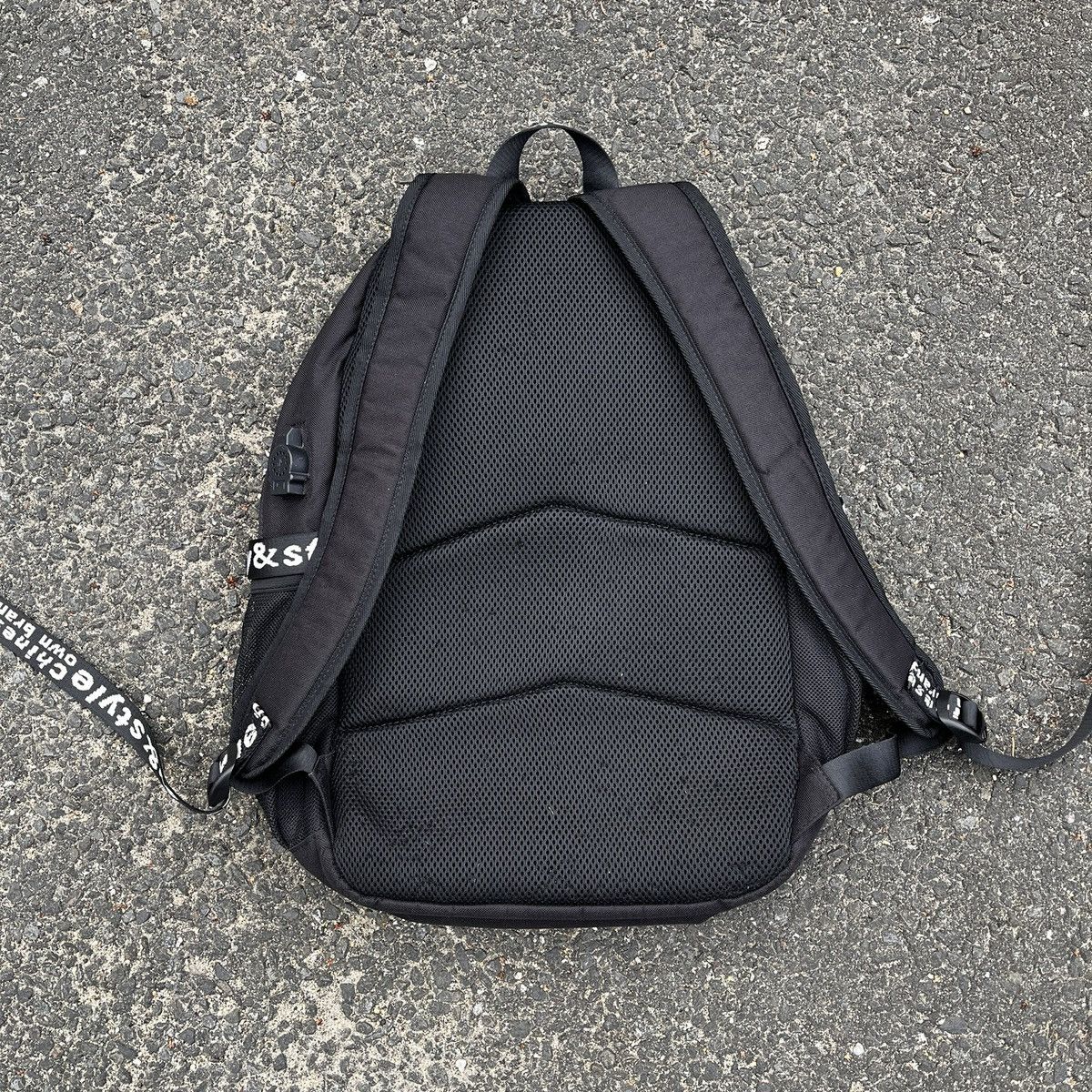 Other Eye Black Backpack Charging Port Rave Style Y2K Style Senka Size ONE SIZE - 3 Thumbnail