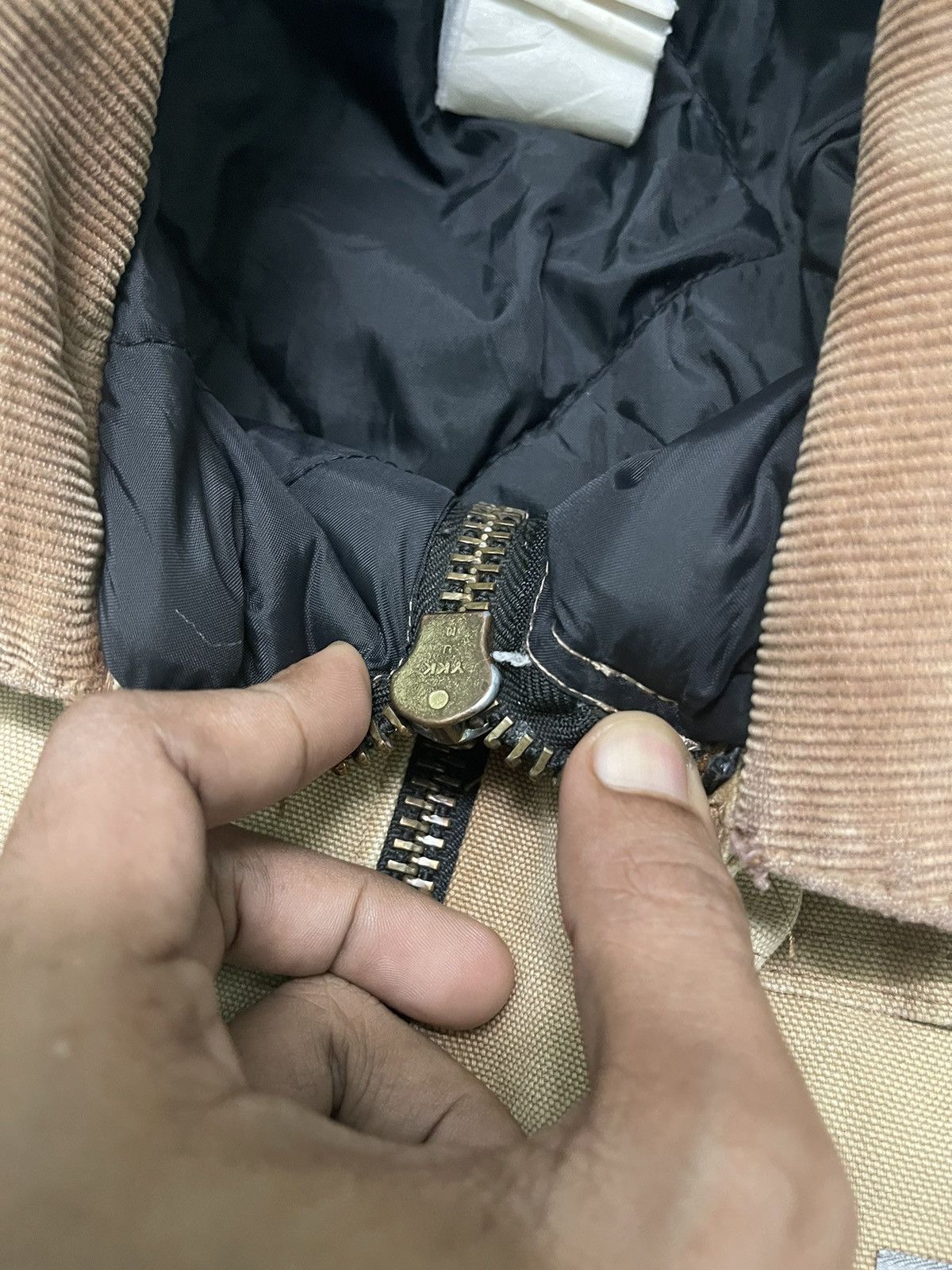 Carhartt VINTAGE CARHARTT KHAKI NICELY FADED QUILTED LINEN RARE Size US L / EU 52-54 / 3 - 11 Thumbnail