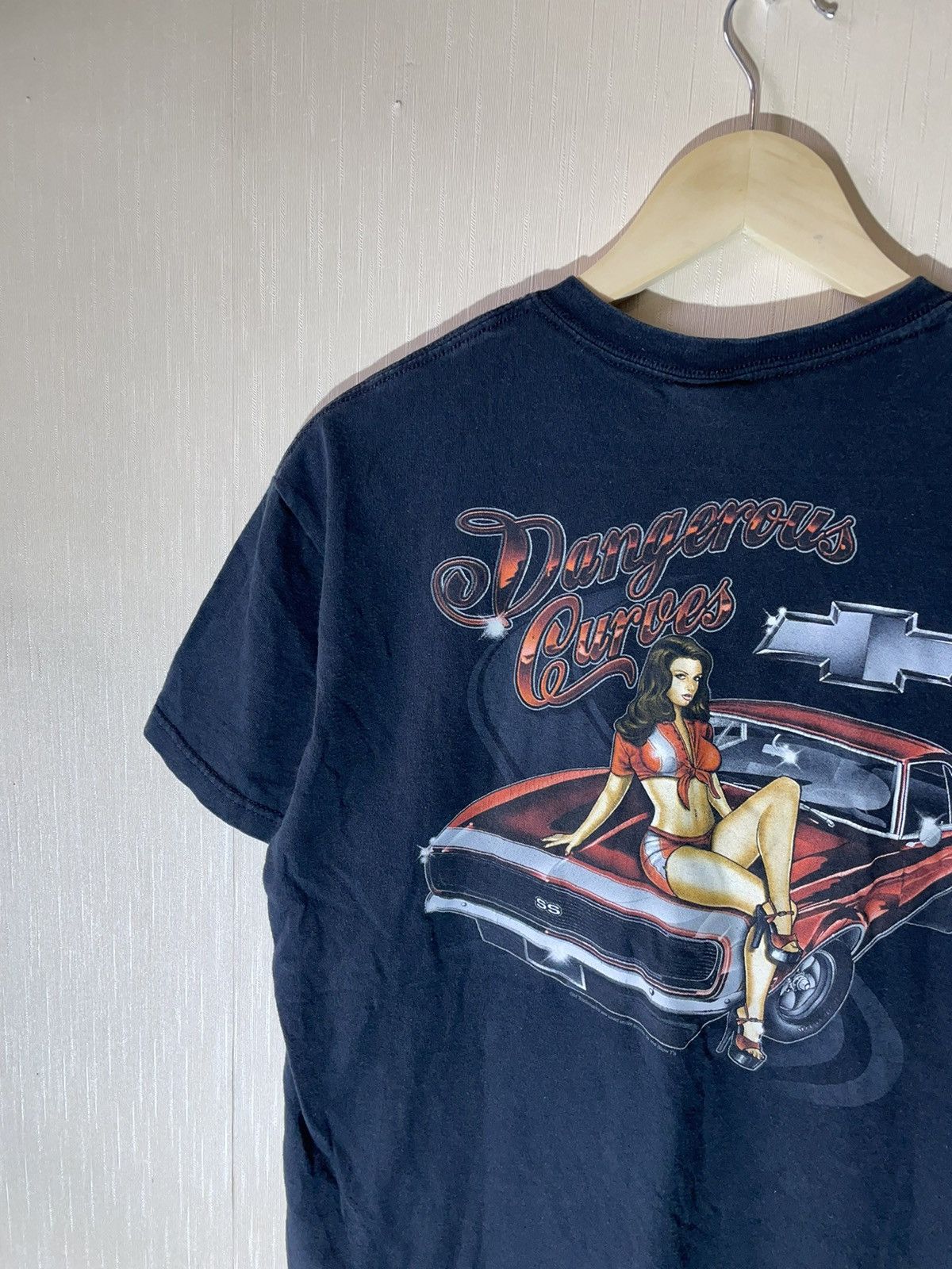 Vintage Chevrolet Dangerous Curves vintage streetwear T shirt Size US M / EU 48-50 / 2 - 4 Thumbnail