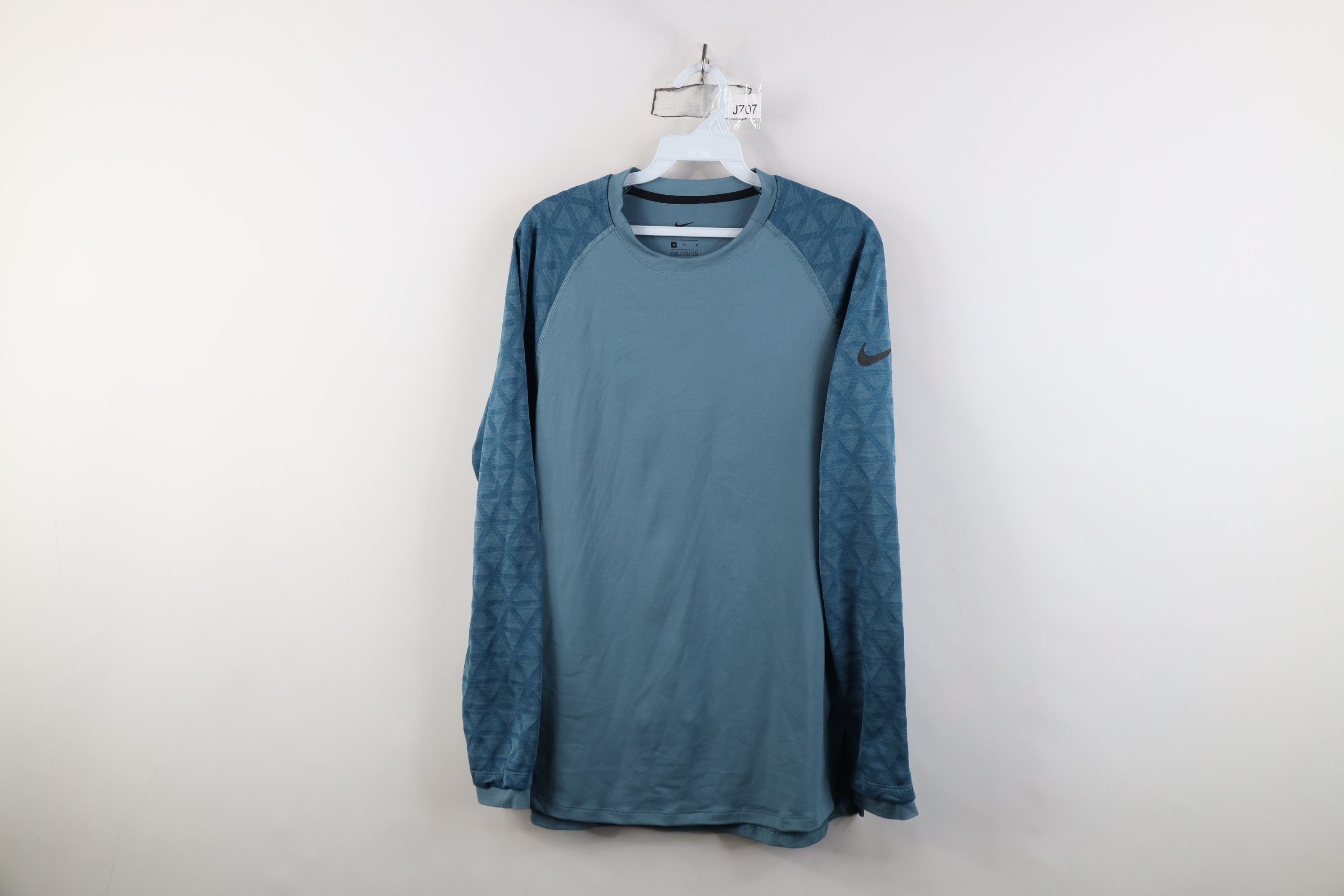 Nike Nike Pro Compression Utility Training Long Sleeve T-Shirt Size US M / EU 48-50 / 2 - 1 Thumbnail