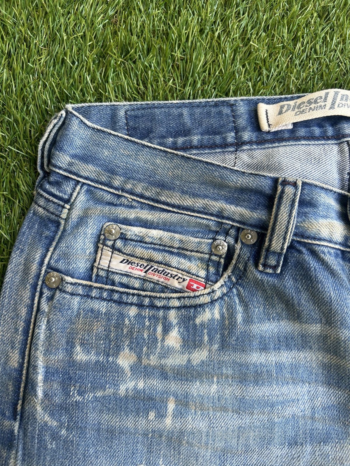 Diesel Diesel Industry Denim Division Made in Italy Jeans Size 28 Size US 28 / EU 44 - 3 Thumbnail