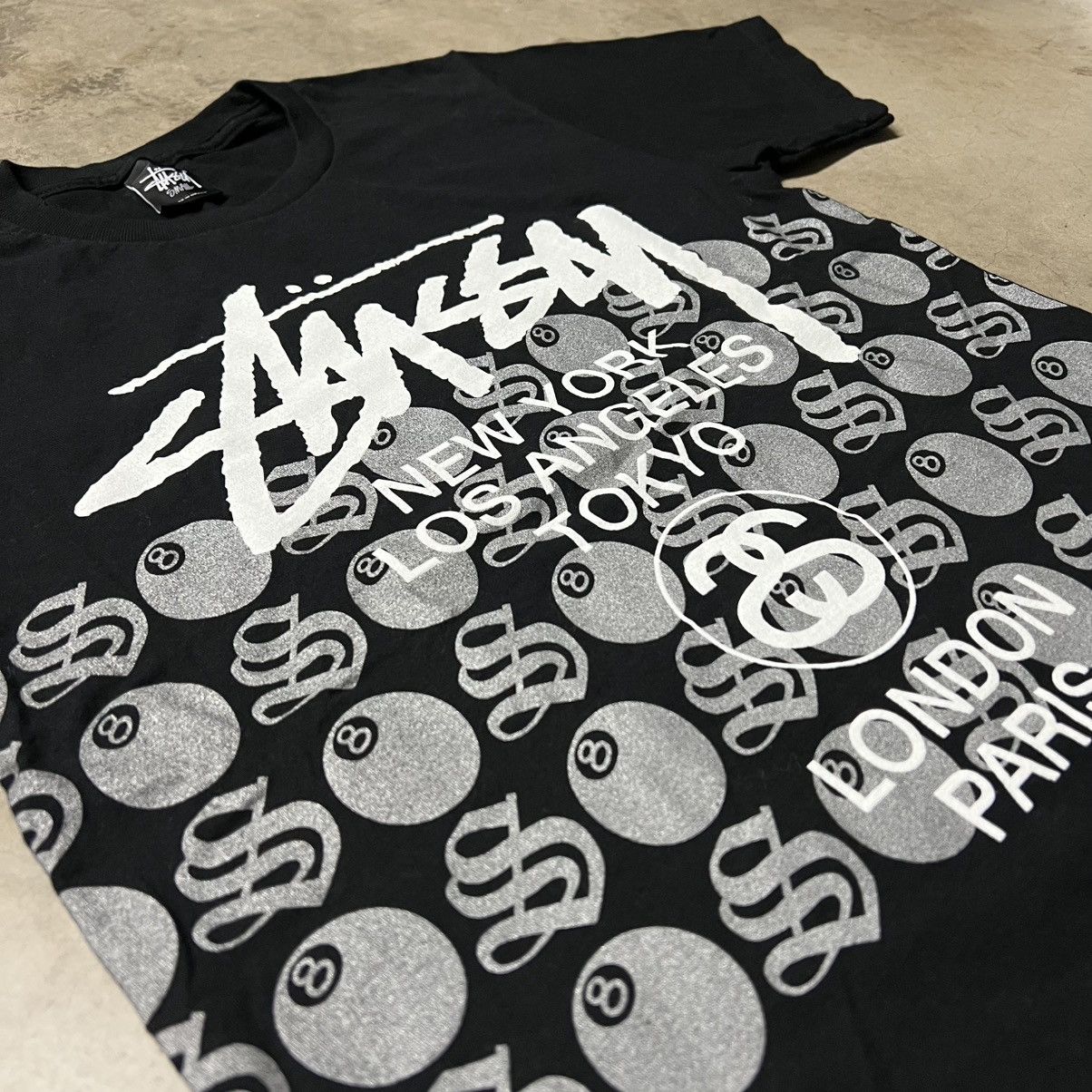 Hypebeast × Stussy Vintage 2000’s Stussy Logo World Tour Graphic T-Shirt Size US S / EU 44-46 / 1 - 4 Thumbnail