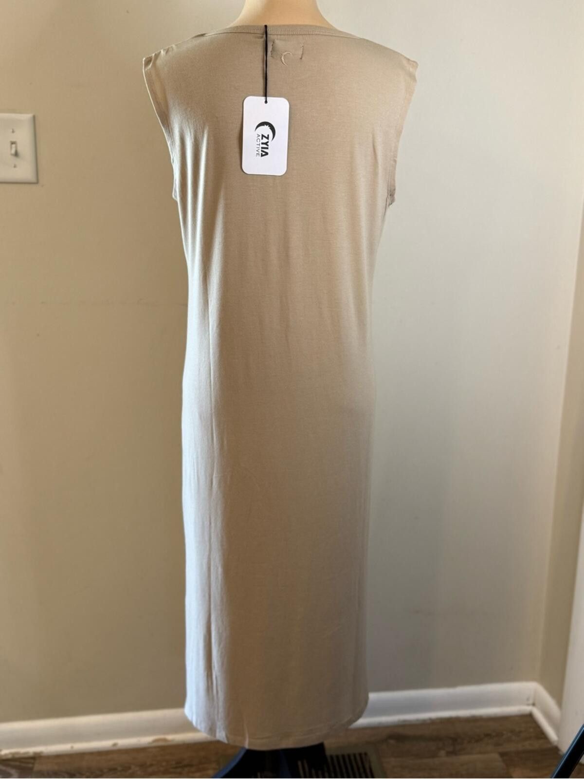 Other Zyia Active Warm Sand Monetery tan tank maxi dress SZ M Size M / US 6-8 / IT 42-44 - 4 Thumbnail