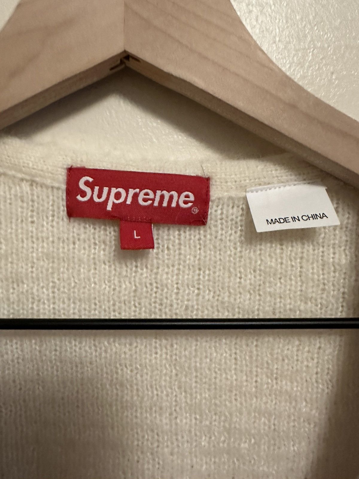 Supreme Supreme Brushed Mohair Grid Cardigan Size US L / EU 52-54 / 3 - 2 Thumbnail