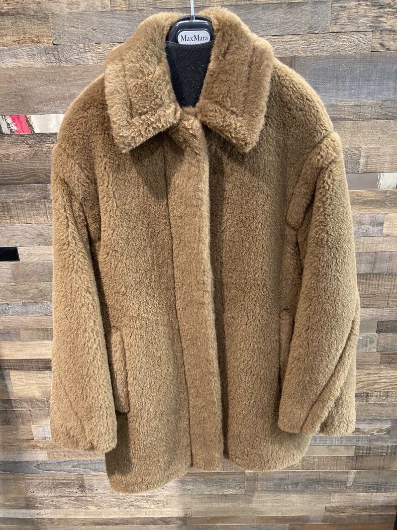 Max Mara Max Mara Short teddy viale coat jacket Size XS / US 0-2 / IT 36-38 - 1 Thumbnail