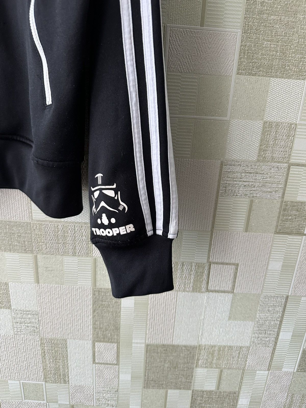 Adidas × Star Wars Adidas RARE! Star Wars hoodie S 8/10 Size US S / EU 44-46 / 1 - 7 Thumbnail