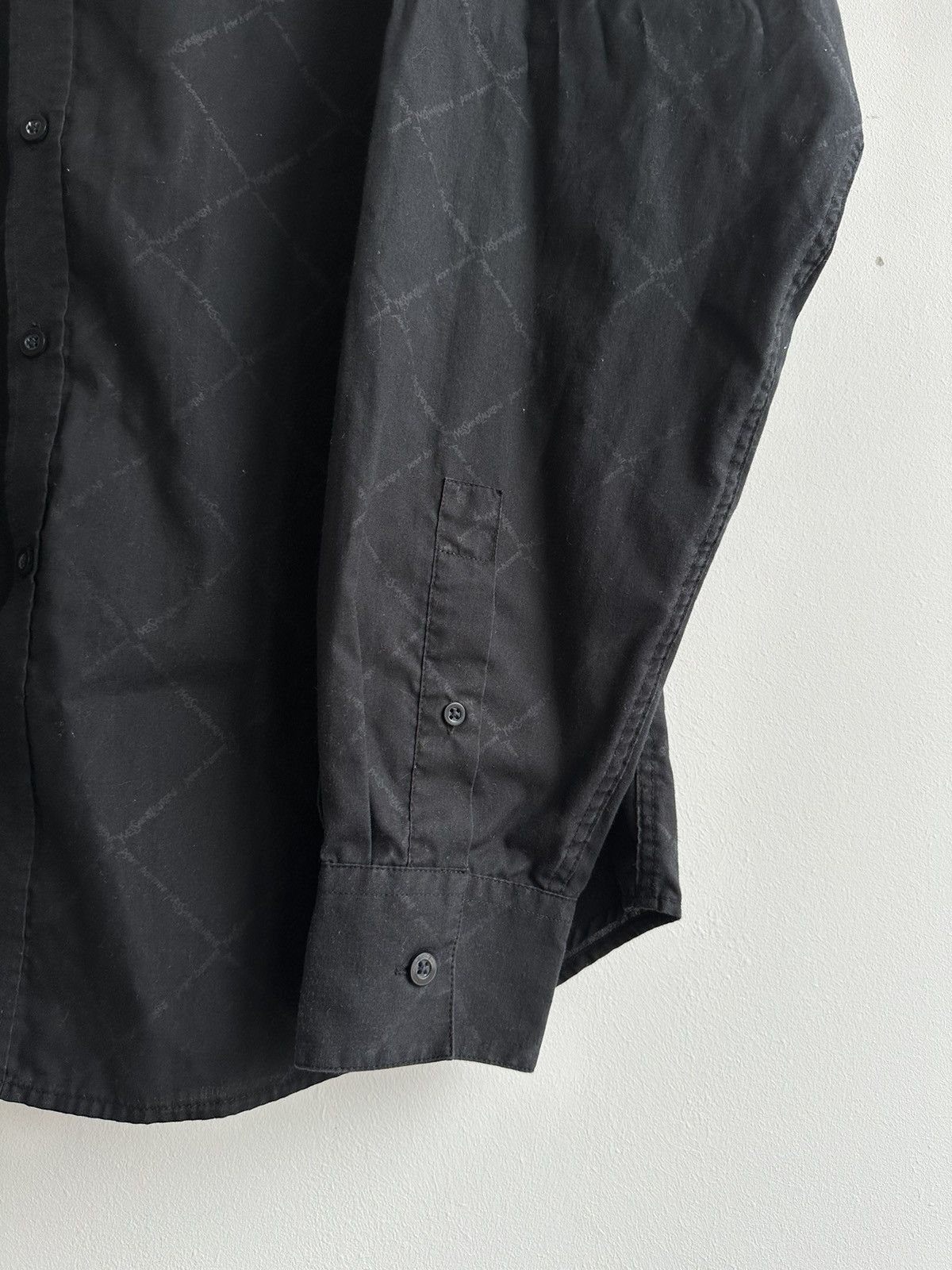 Yves Saint Laurent Vintage Yves Saint Laurent YSL Monogram Shirt Button Up Sz L Size US L / EU 52-54 / 3 - 3 Thumbnail