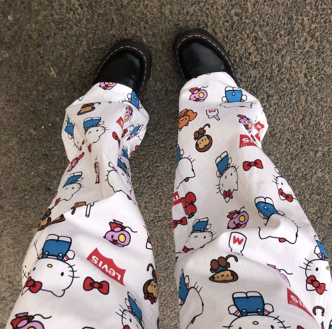 Levi's Hello Kitty x Levi’s jumpsuit Size 25" / US 0 / IT 36 - 9 Thumbnail