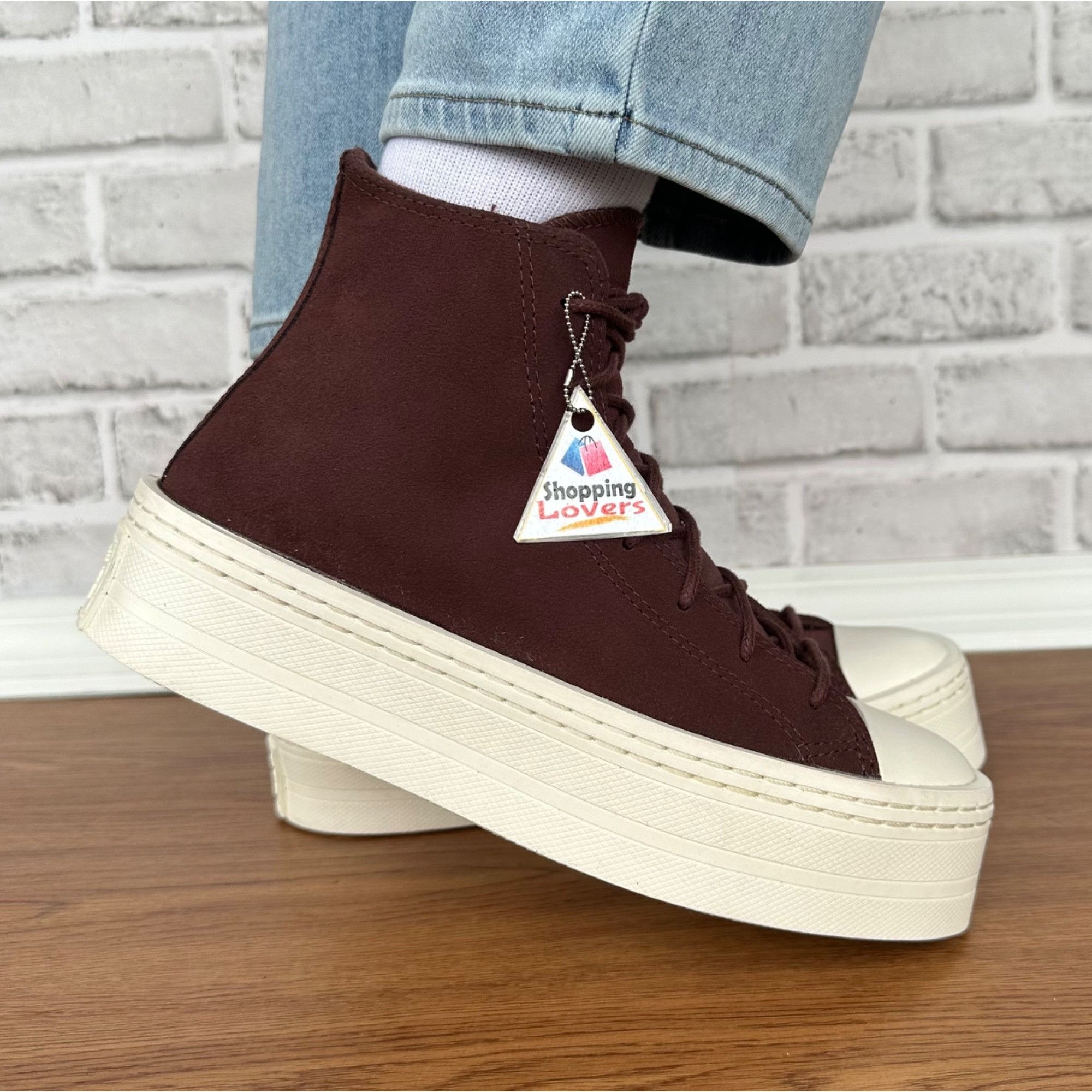 Converse Converse Chuck Taylor Lift Platform Hi Suede Fleece Lining 8 Size US 8.5 / IT 38.5 - 2 Thumbnail