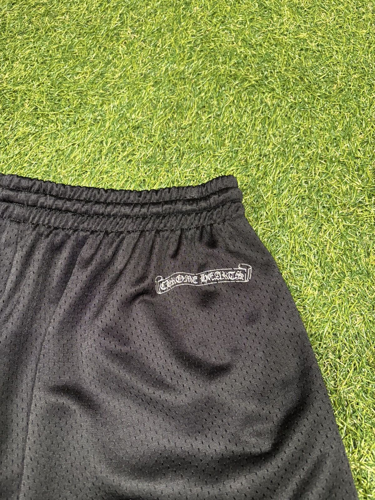 Chrome Hearts Chrome Hearts Black Varsity Mesh Basketball Shorts Size US 35 - 4 Thumbnail