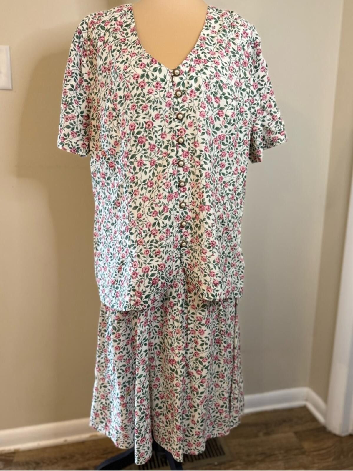Other Vintage floral rose midi dress attached skirt & jacket XL/1X Size M / US 6-8 / IT 42-44 - 1 Thumbnail
