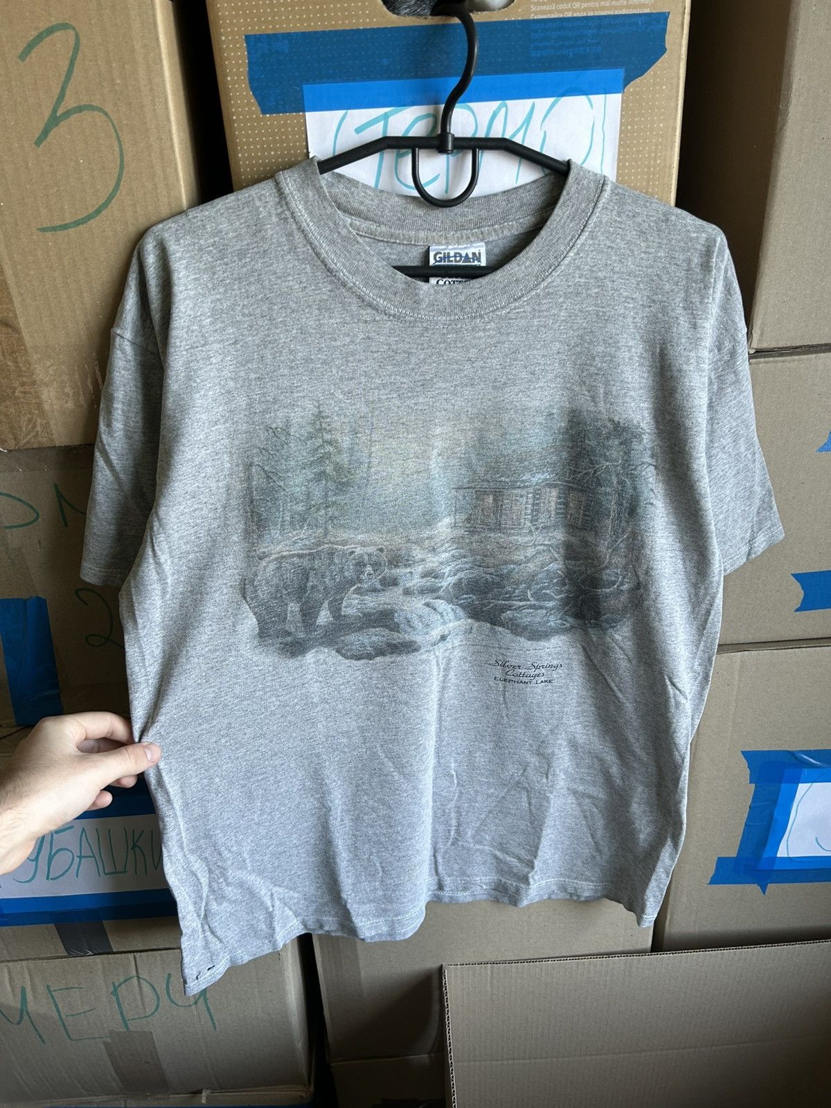 Vintage Vintage Graphic Print Merch T-shirt 90s Copyright Size L Size US L / EU 52-54 / 3 - 5 Thumbnail