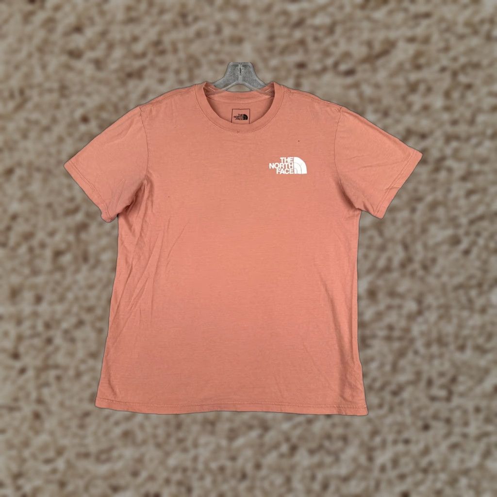 The North Face VINTAGE The North Face Shirt Mens Medium Pink Short Sleeve Crew Neck Logo Cotton READ Size US M / EU 48-50 / 2 - 1 Thumbnail