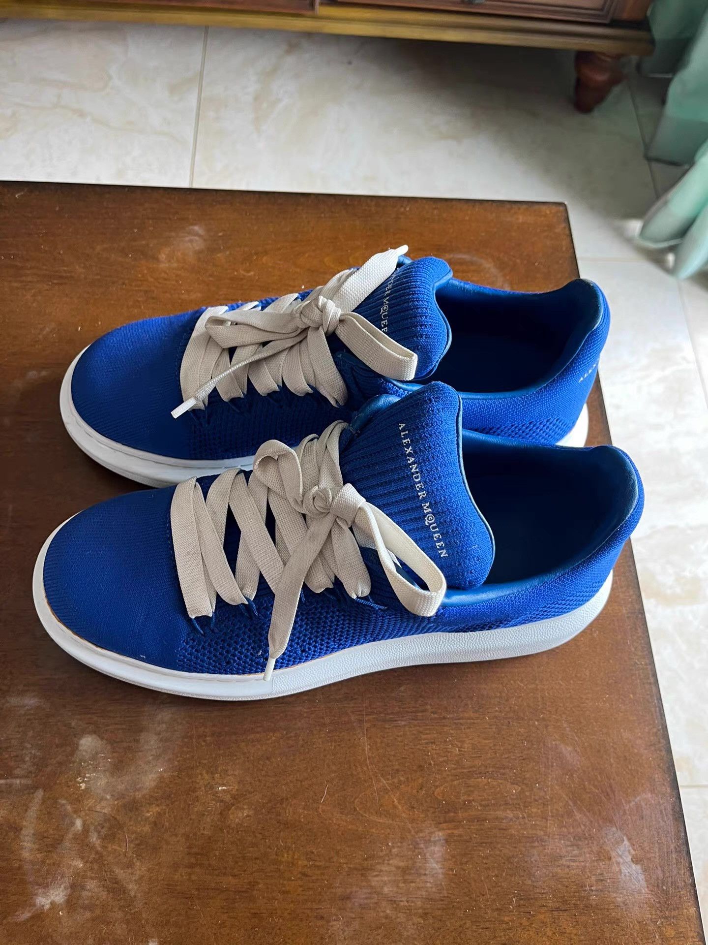 Alexander McQueen Authentic Alexander McQueen blue casual sneakers Q18 Size US 8 / EU 41 - 2 Thumbnail