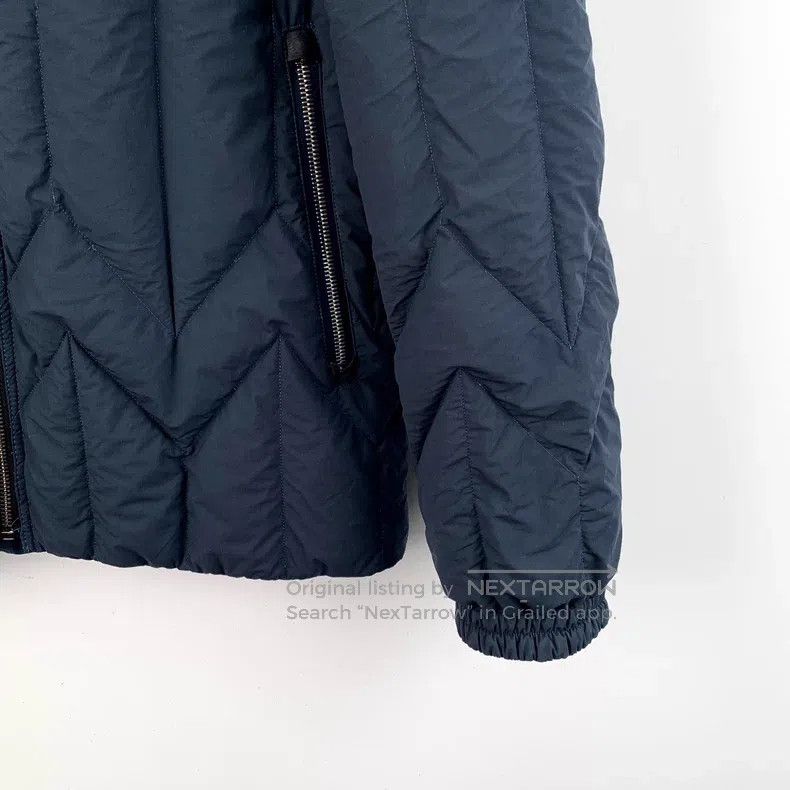 Louis Vuitton Louis Vuitton Dark blue standing collar zipper long sleeve Size US S / EU 44-46 / 1 - 4 Thumbnail