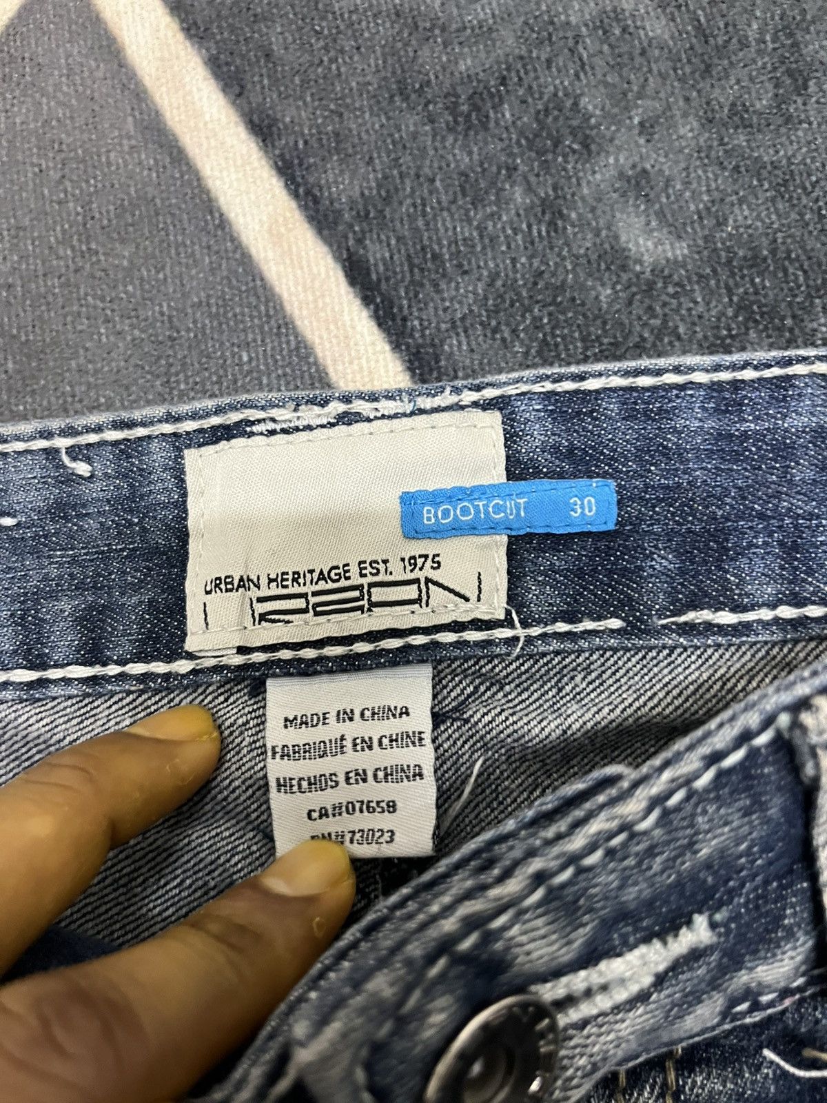 Blue Blue Japan 💥Urban Heritage FLARE Bootcut Distressed Jeans Size US 30 / EU 46 - 12 Thumbnail