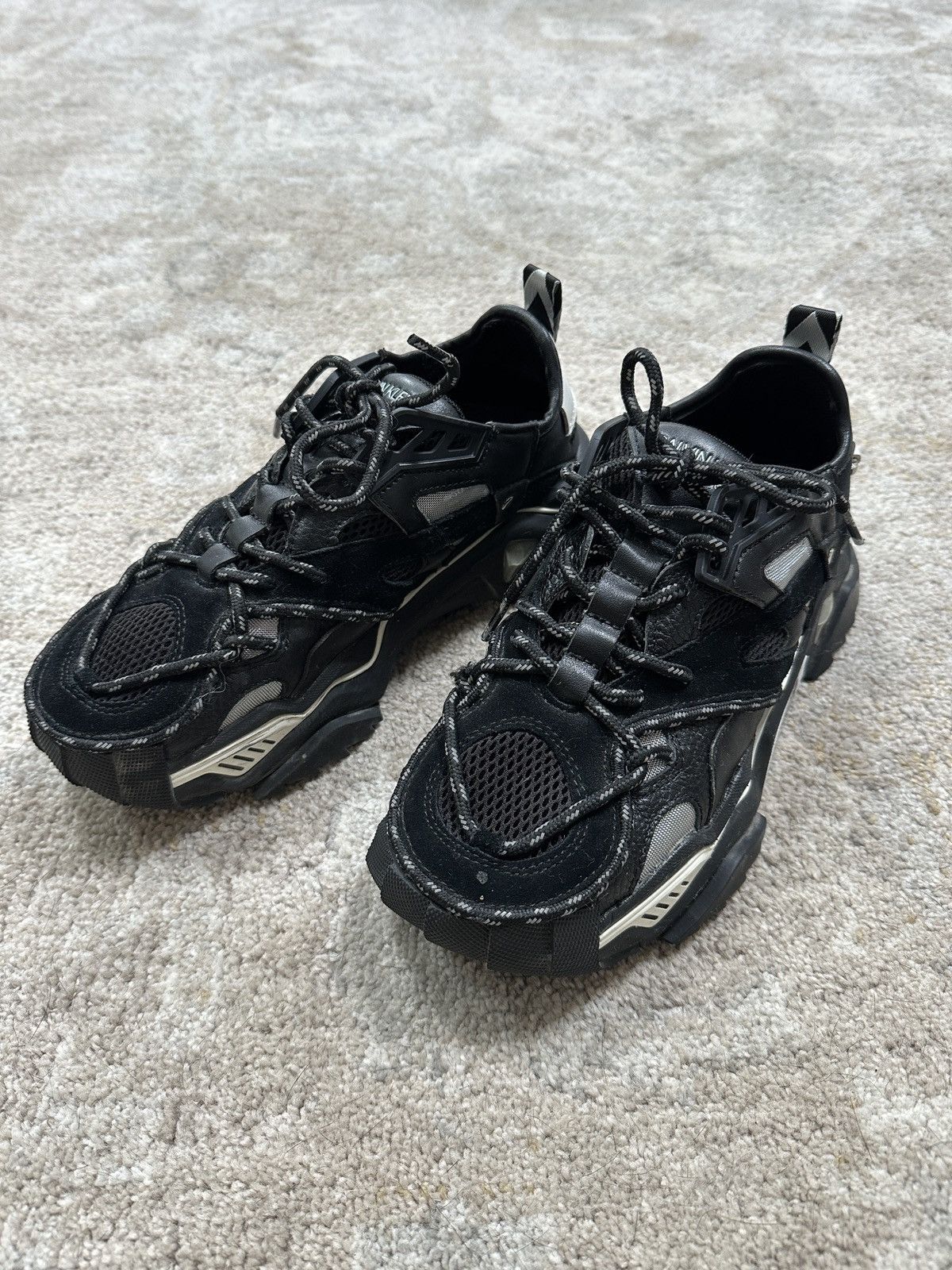 Calvin Klein 205W39NYC Calvin Klein 205W39NYC Leather Sneakers Size US 8 / EU 41 - 1 Thumbnail