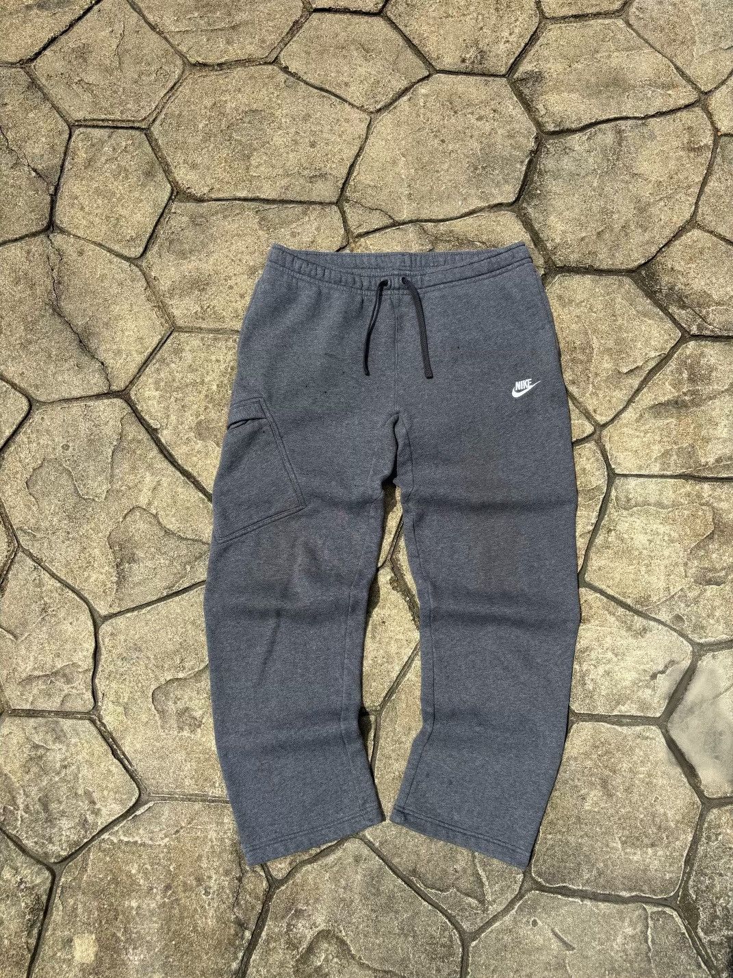 Nike × Vintage Y2K Nike Cargo Style Baggy Fit Grey Sweatpants Size US 38 / EU 54 - 1 Thumbnail