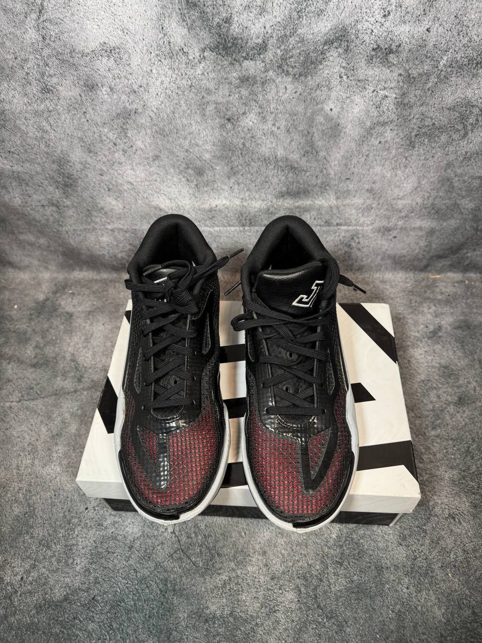 Jordan Brand Size 8.5 | Jordan Tatum 1 With Box | Pre-Owned Size US 8.5 / EU 41-42 - 5 Thumbnail