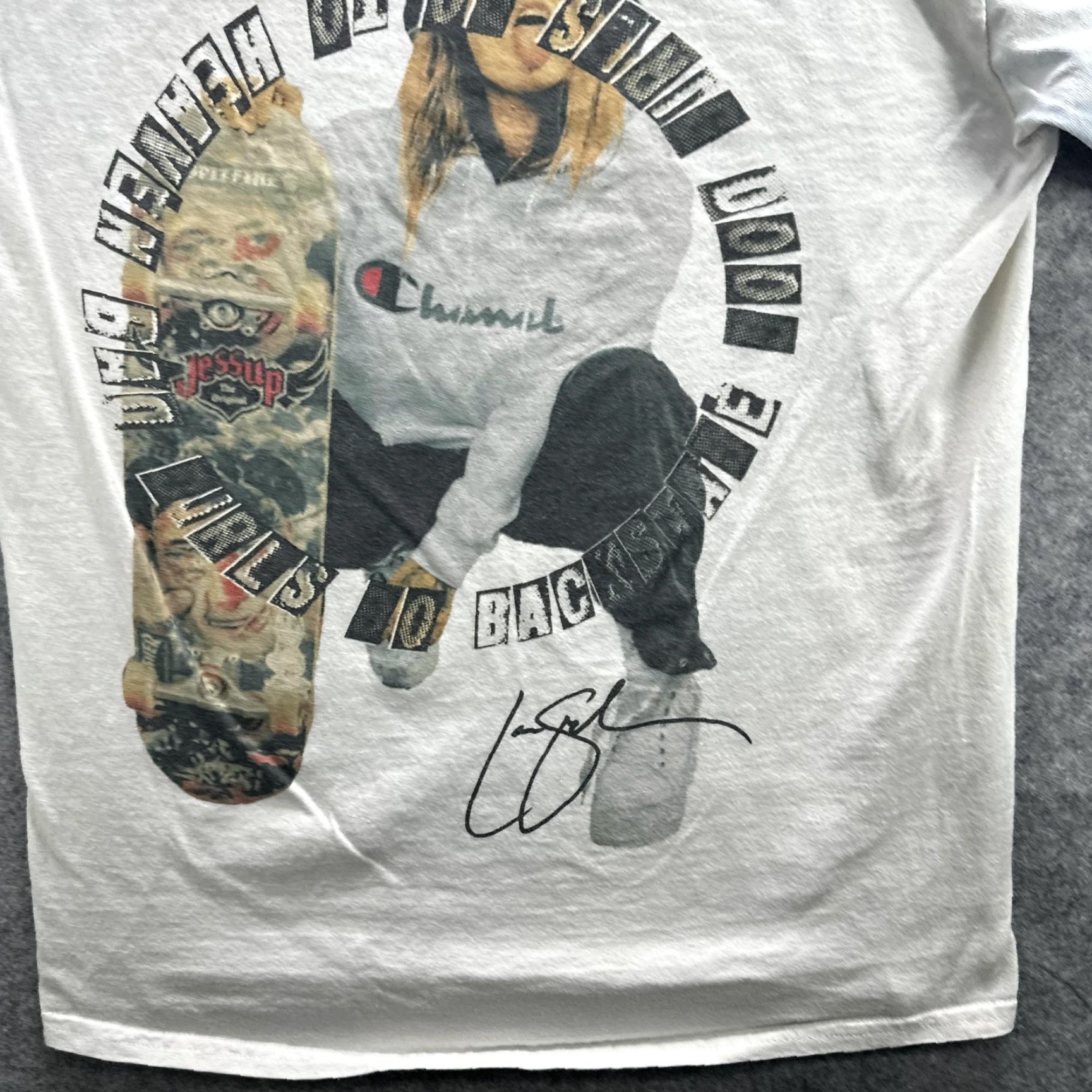 Champion Champion Skateboard Shirt Mens Large White Graphic Skater Streetwear Tee Size US L / EU 52-54 / 3 - 5 Thumbnail