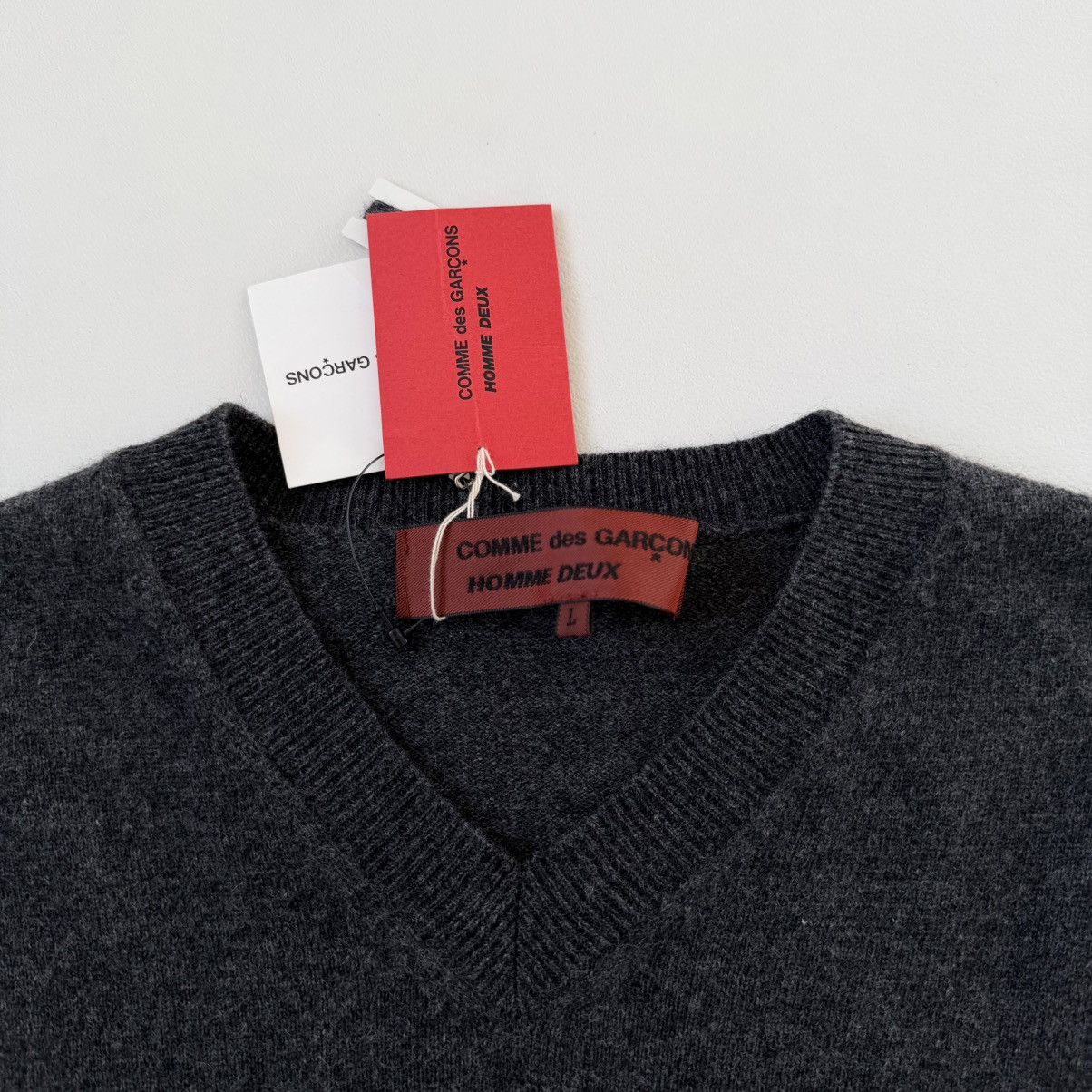 Comme des Garcons A/W 04 Gray Wool V Neck Sweater Size US L / EU 52-54 / 3 - 3 Thumbnail