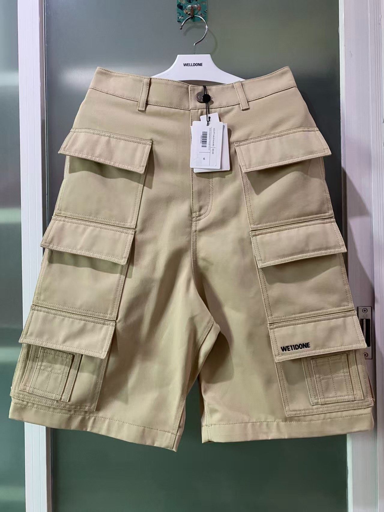 WE11DONE we11done Multi-Pocket Cargo Shorts Size US 26 / EU 42 - 1 Thumbnail