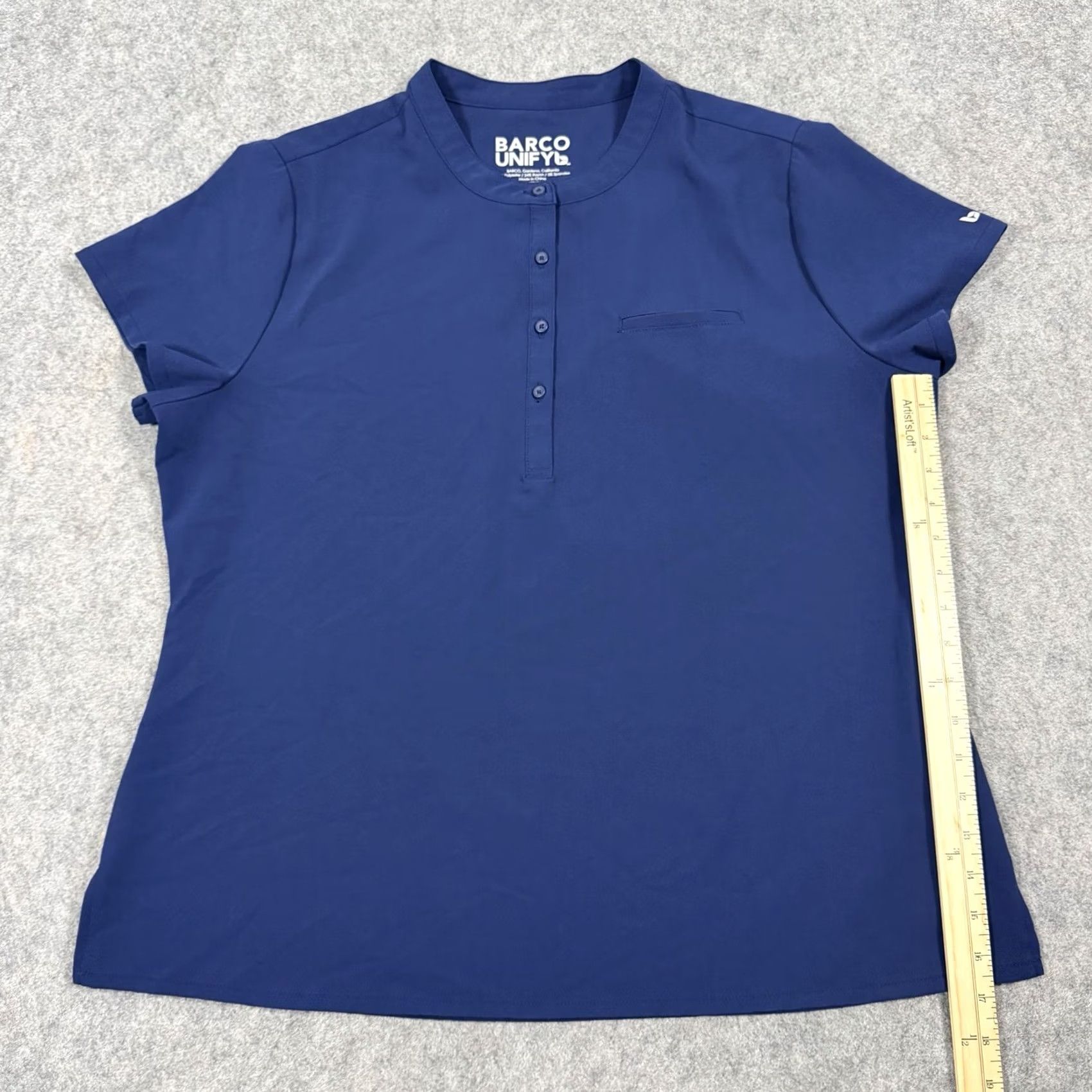 Vintage Barco Unify Scrub Top Women's XL Navy Blue Button-Front Collar Tuck-In Size XL / US 12-14 / IT 48-50 - 6 Thumbnail