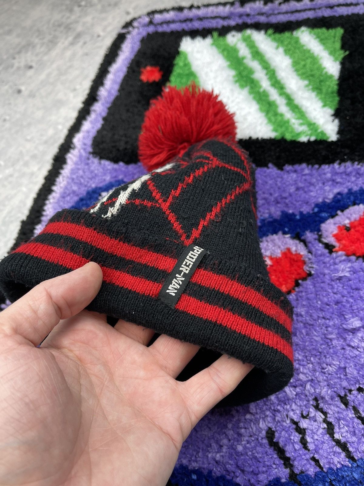 Marvel Comics 2 item HAT+SCARF Marvel Spider-man comics beanie Size ONE SIZE - 7 Thumbnail