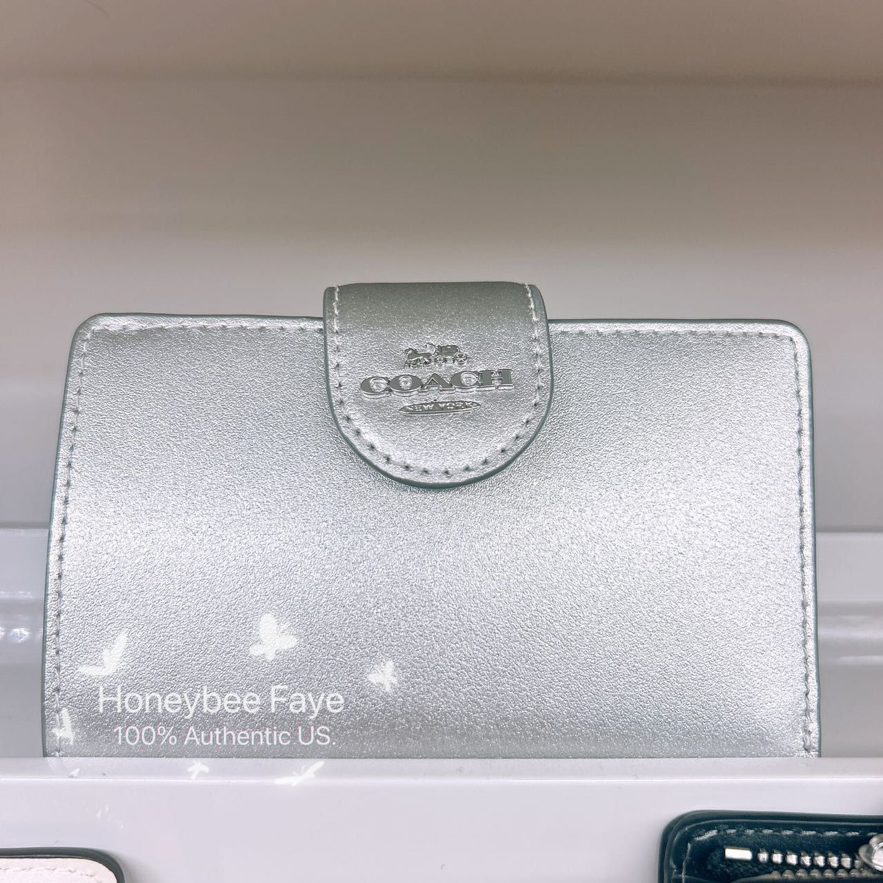 Coach Medium Corner Zip Wallet CW528 Size ONE SIZE - 1 Thumbnail