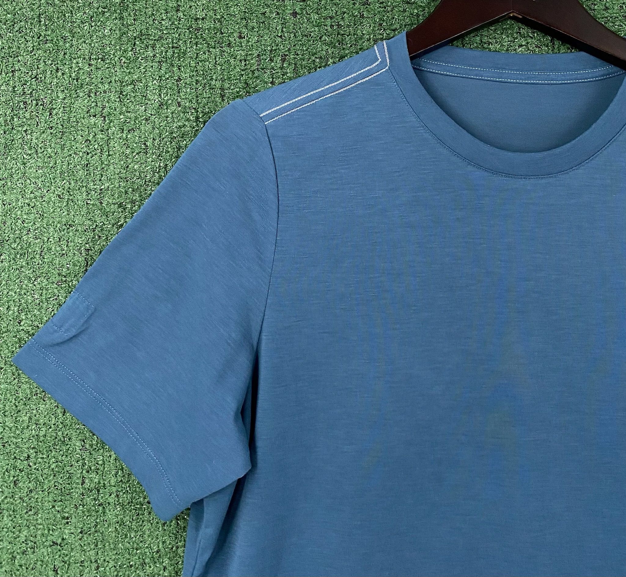 Vuori Vuori Current Tech Tee T-Shirt Pond Blue Men’s Size Small Size US S / EU 44-46 / 1 - 3 Thumbnail