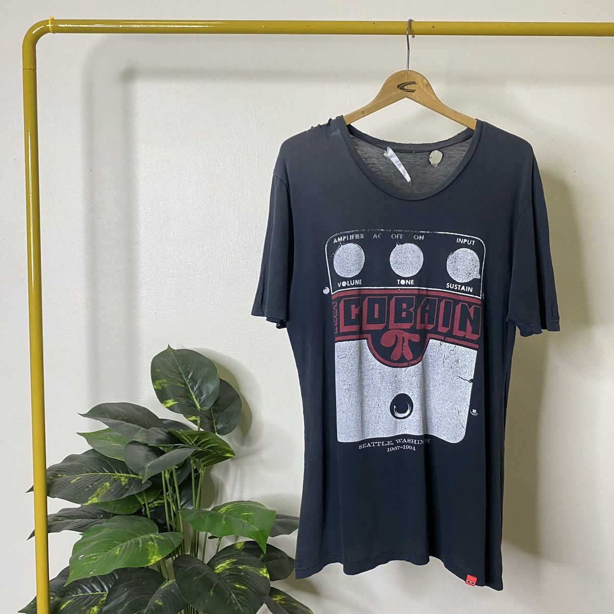 Nirvana Nirvana Kurt Cobain "Mudhoney” Museum Neu Japan Streetwear Size US M / EU 48-50 / 2 - 1 Thumbnail
