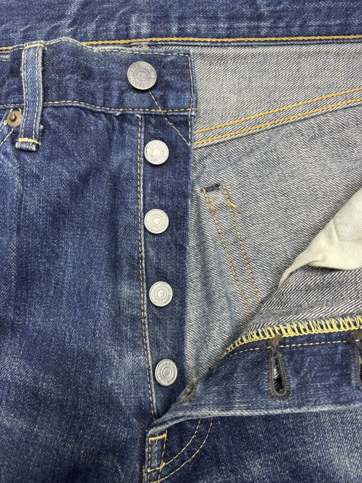 Levi's 🔥VTG 501 BIG E SELVEDGE DISTRESSED DENIM JEANS Size US 32 / EU 48 - 15 Thumbnail