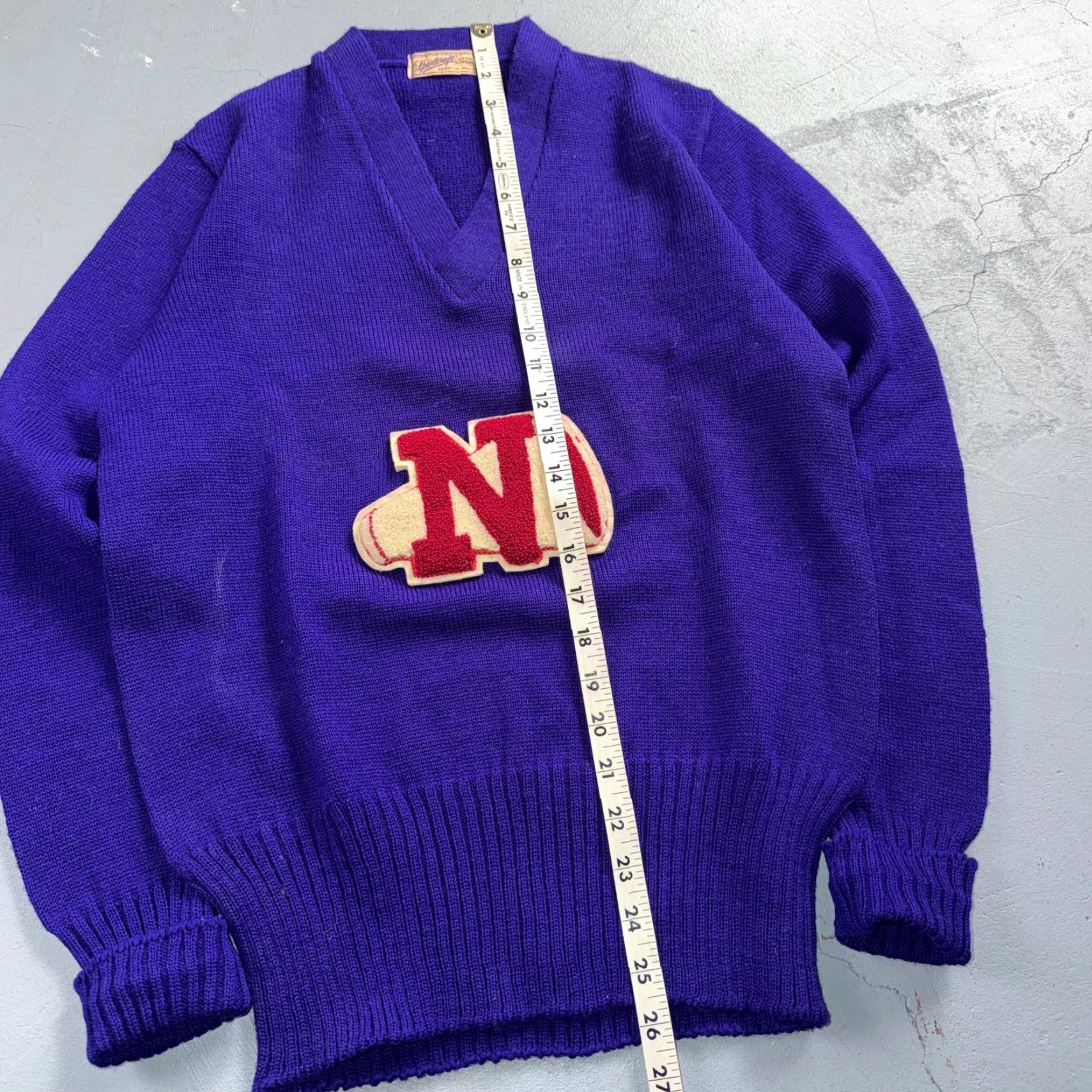 Vintage VINTAGE Sportcraft Knitting Cardigan Purple Wool College School Varsity Pullover Sweater Mens M Long Sleeve Size US M / EU 48-50 / 2 - 4 Thumbnail