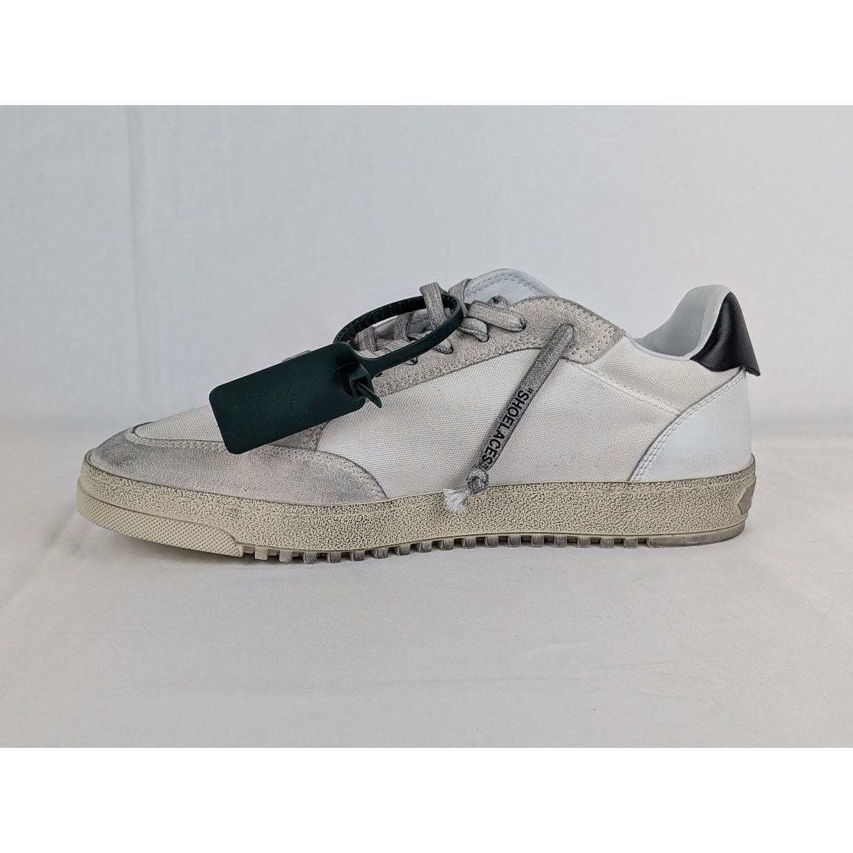 Off-White o1rshd1 Low-Top Sneakers in White Size US 8 / EU 41 - 3 Thumbnail