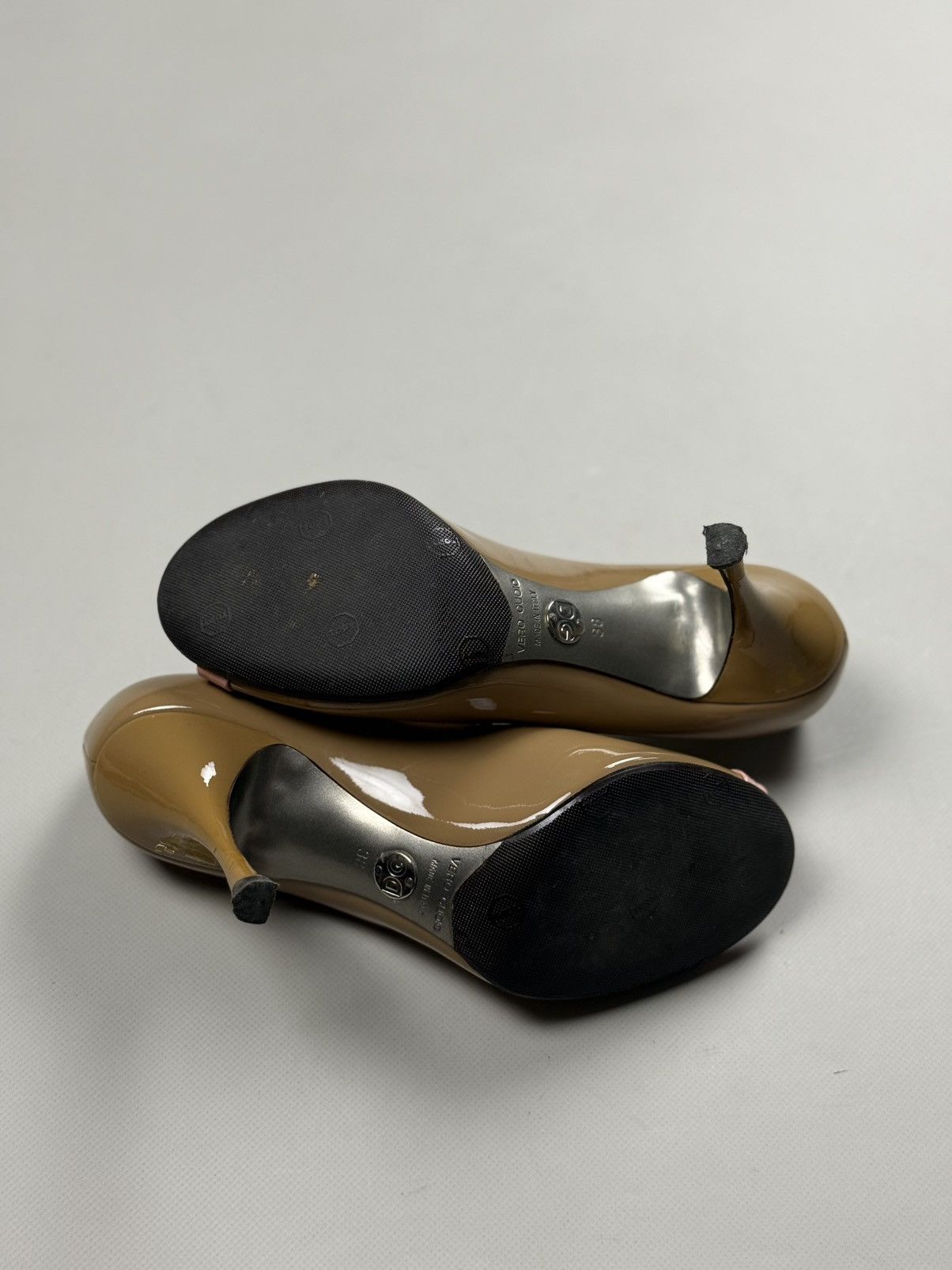 Dolce & Gabbana Dolce&Gabbana Ladies Pump Patent Leather Heels Shoes Size US 9 / IT 39 - 21 Thumbnail