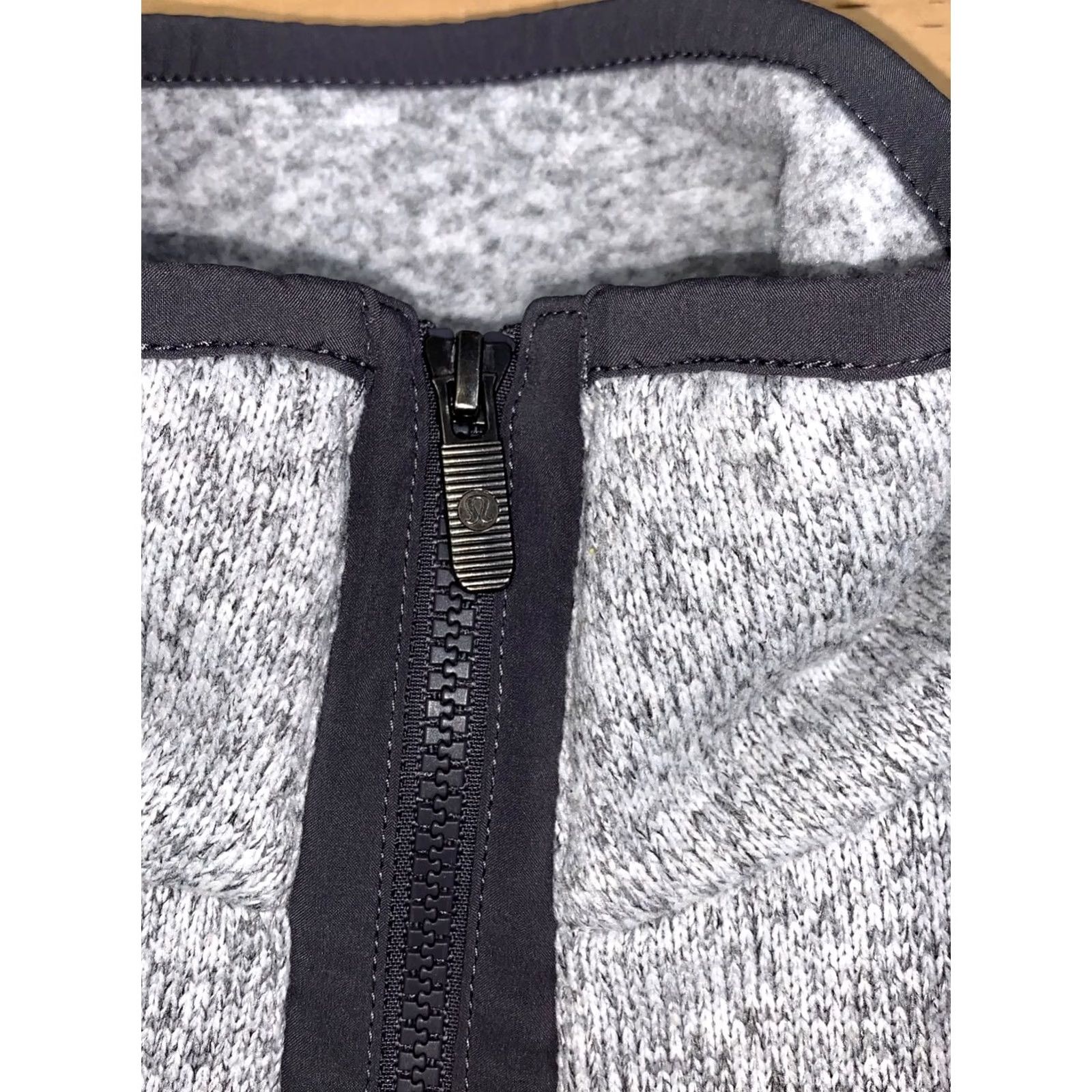 Lululemon Lululemon Jacket Women 4 Gray Full Zip Activewear Casual Size S / US 4 / IT 40 - 2 Thumbnail