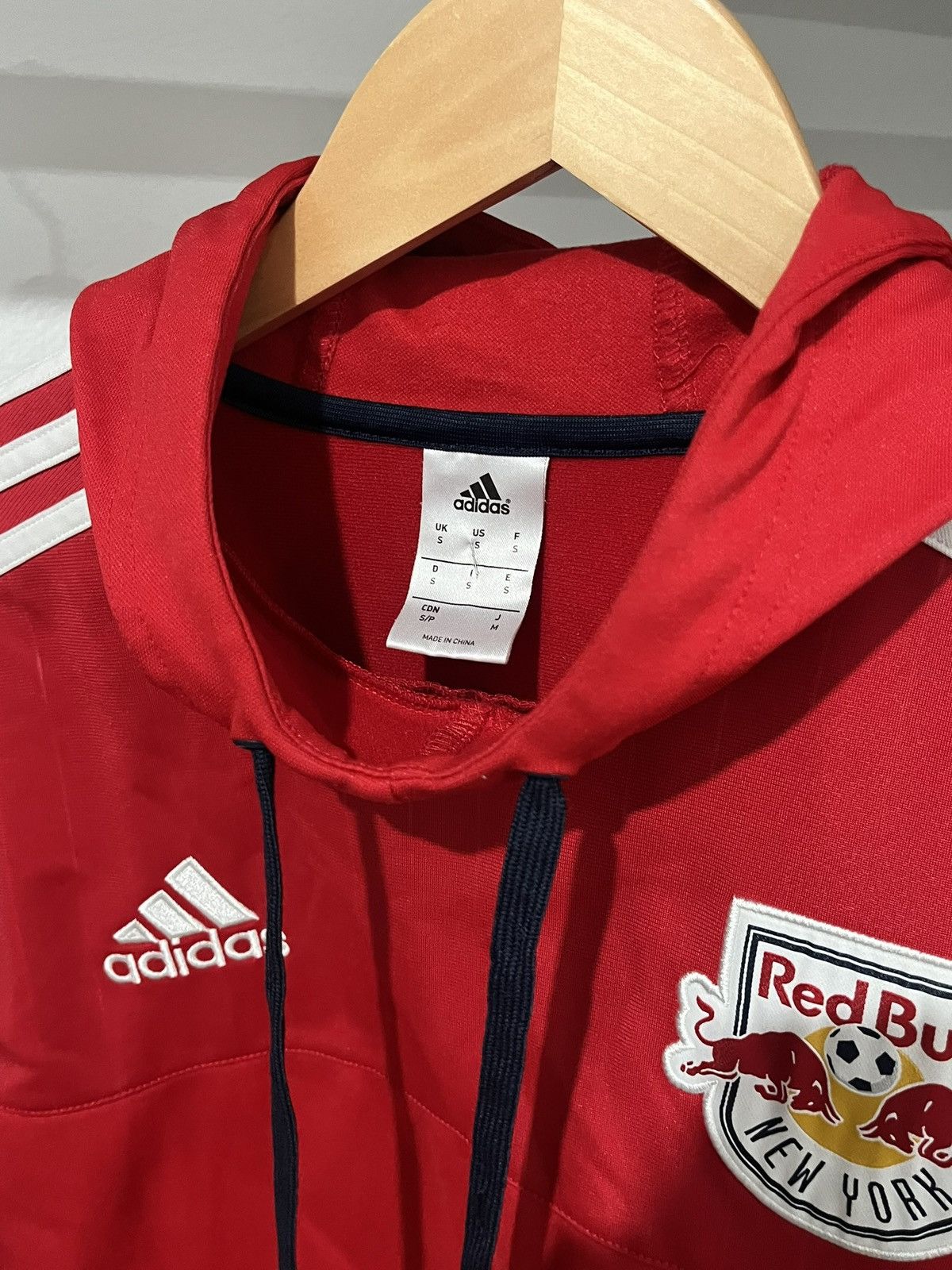 Adidas ny redbull adidas travel pullover hoodie Size US S / EU 44-46 / 1 - 2 Thumbnail