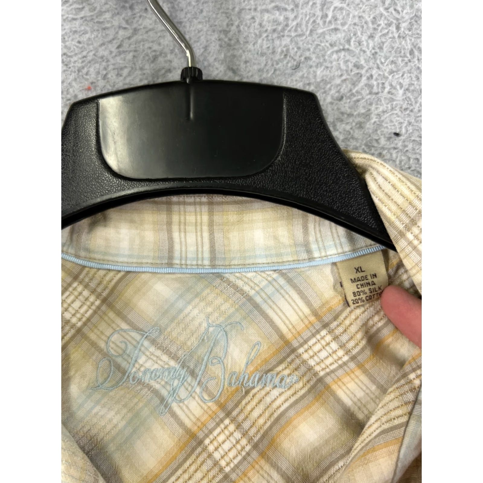 Tommy Bahama Tommy Bahama Shirt Men XL Beige Silk Plaid Button-Up Short Sleeve Collared Beach Hawaiian Vacation Resort Pattern: Plaid Size US XL / EU 56 / 4 - 3 Thumbnail