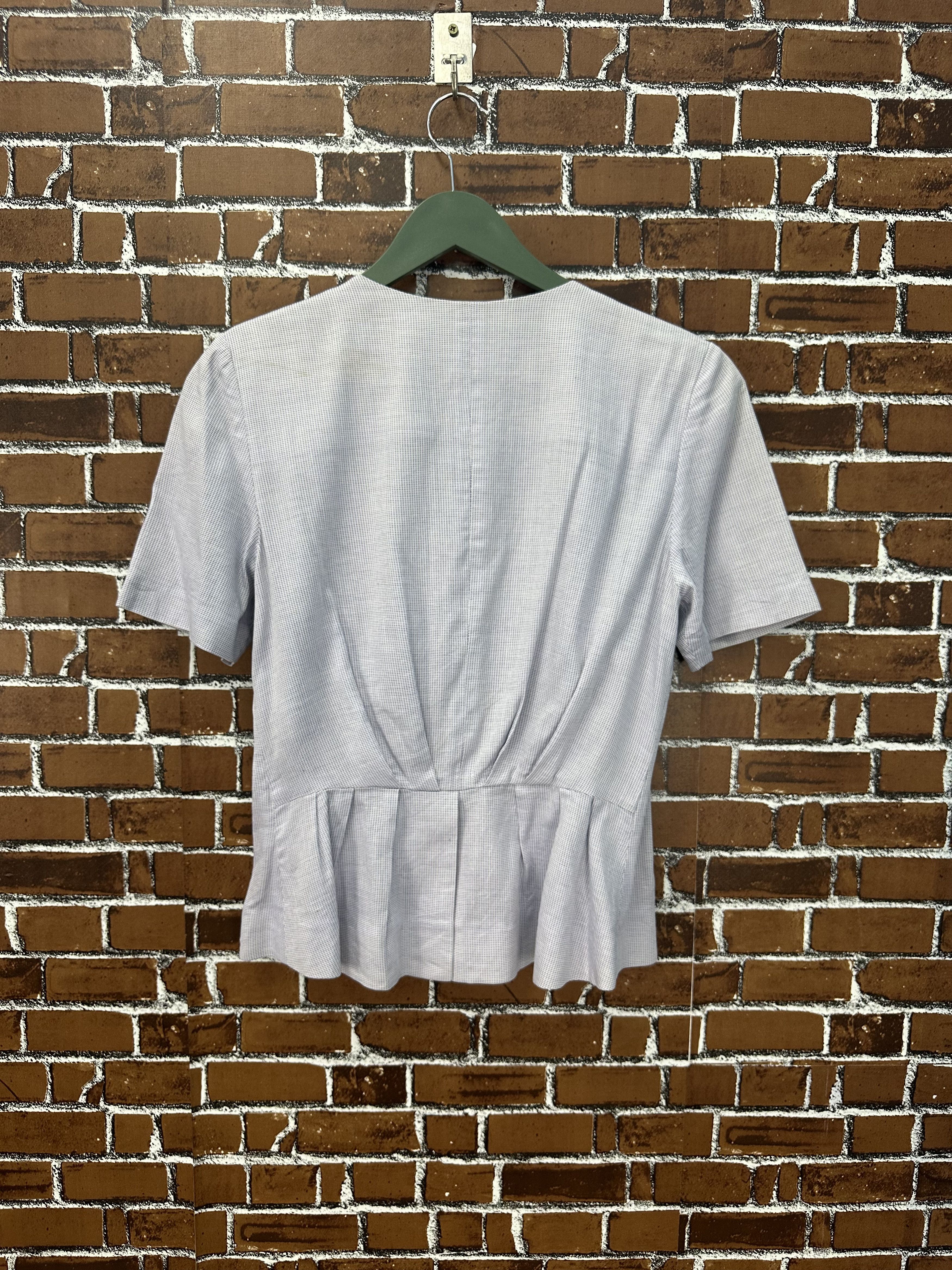Yves Saint Laurent Yves Saint Laurent Button Crop Top VT11 Size XS / US 0-2 / IT 36-38 - 4 Thumbnail