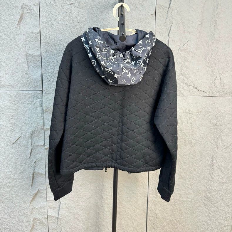 Louis Vuitton Louis Vuitton Classic diamond check logo jacket Size US S / EU 44-46 / 1 - 2 Thumbnail