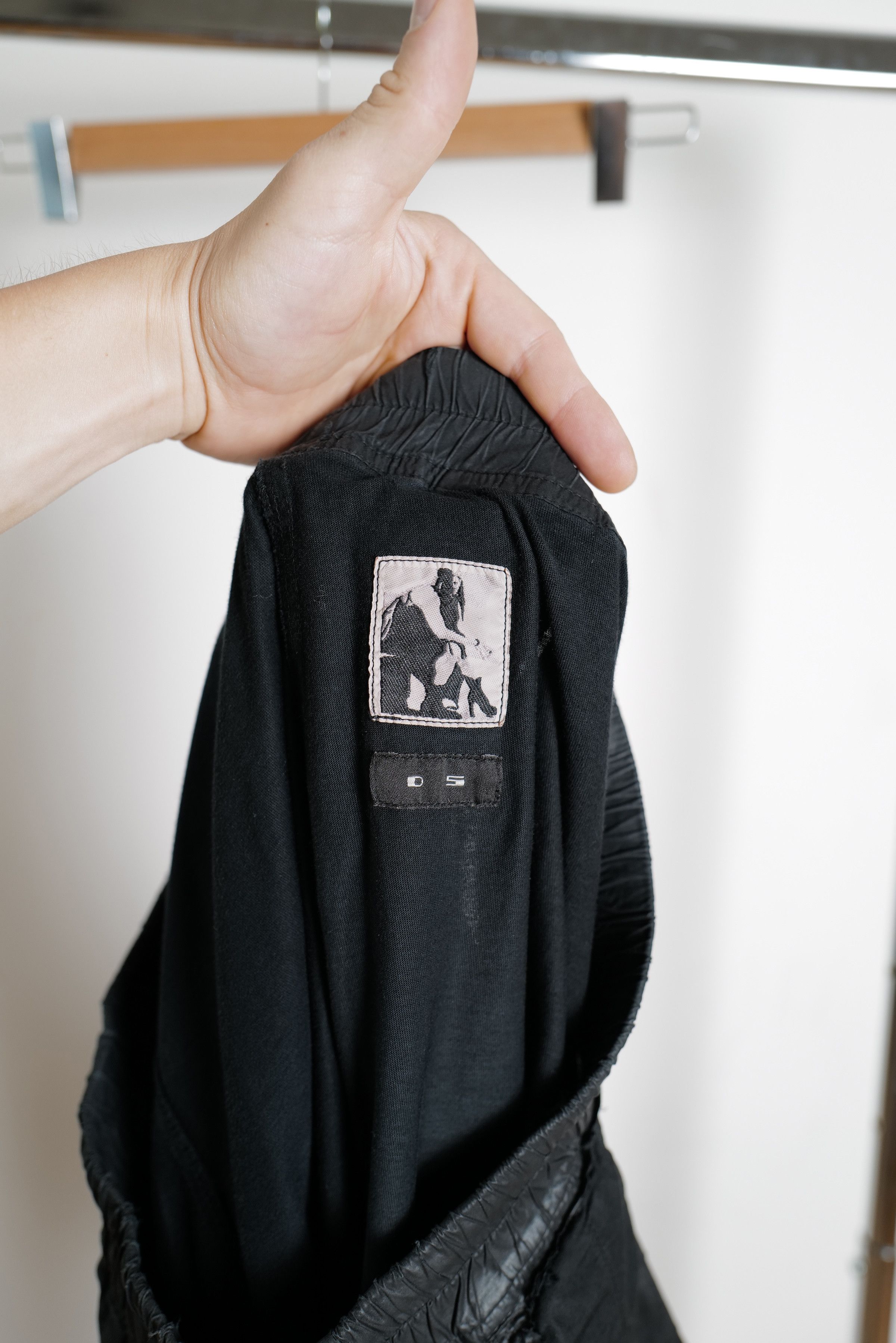 Rick Owens ARCHIVE WAXED INSIDEOUT SHORTS Size US 34 / EU 50 - 21 Thumbnail