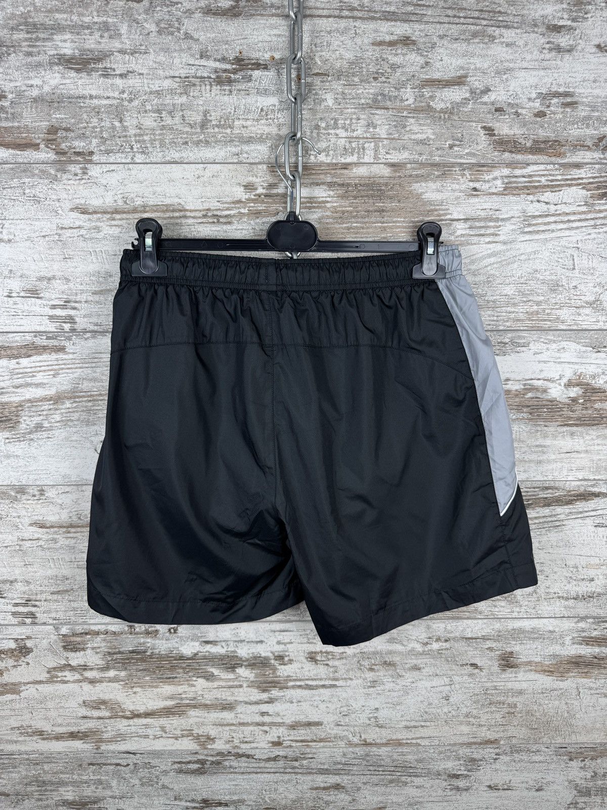 Nike × Vintage Mens Vintage Nike black swoosh nylon shorts drill acg rare Size US 32 / EU 48 - 4 Thumbnail