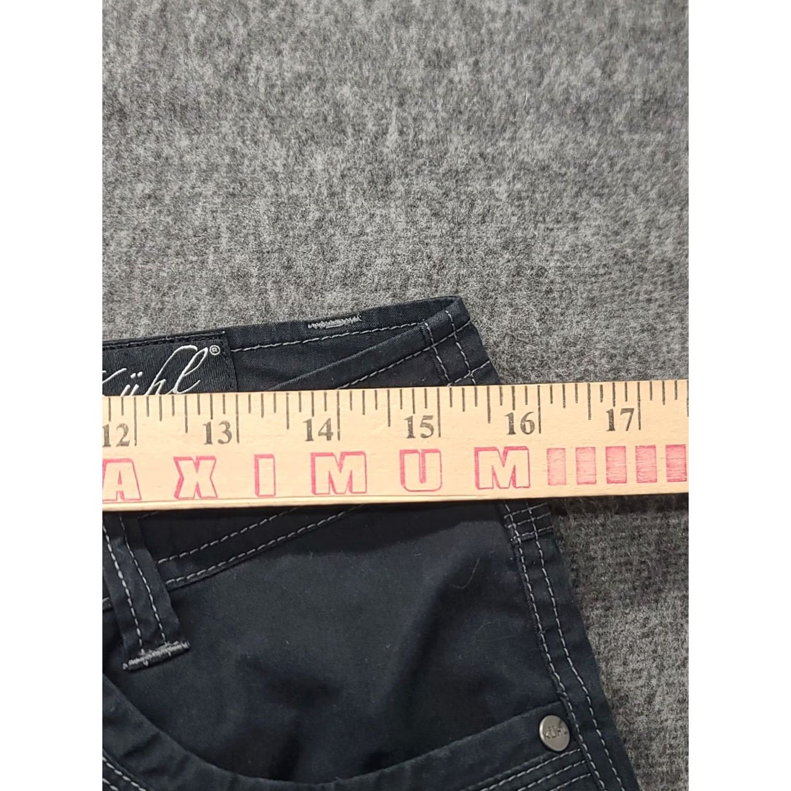 Vintage Kuhl Pants Womens 10x32 Free Flex Relaxed Fit Bootcut Roll Up Hiking Outdoor MTB Cargo Pants Black Casual Travel Workwear 32 In Inseam Men? Size 32" / US 10 / IT 46 - 5 Thumbnail