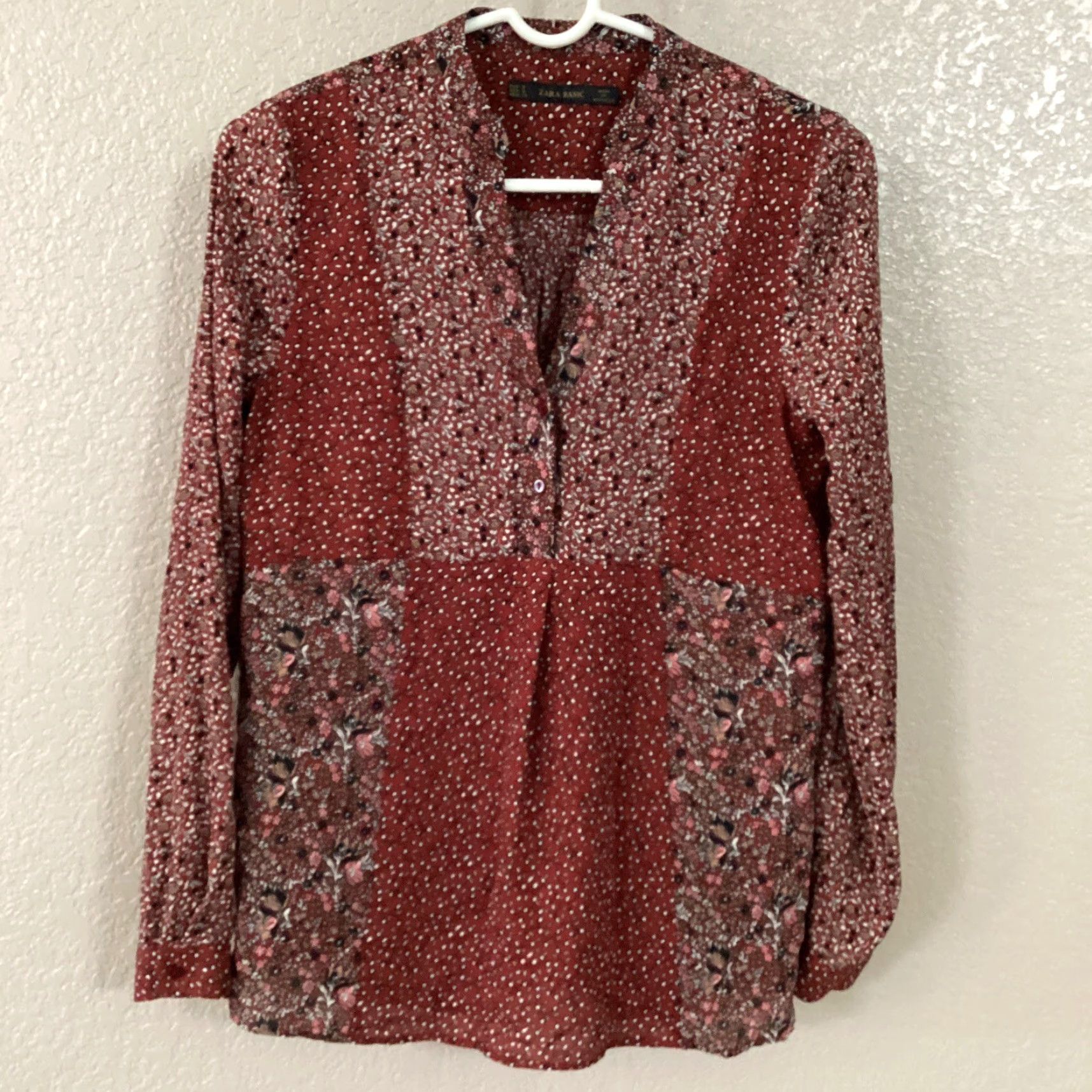 Zara Zara Basic Women S Burgundy Floral Patchwork V Neck Pullover Blouse Boho Shirt Patchwork Floral V-Neck Long Sleeve Button Cuffs You May Also Like Size S / US 4 / IT 40 - 2 Thumbnail