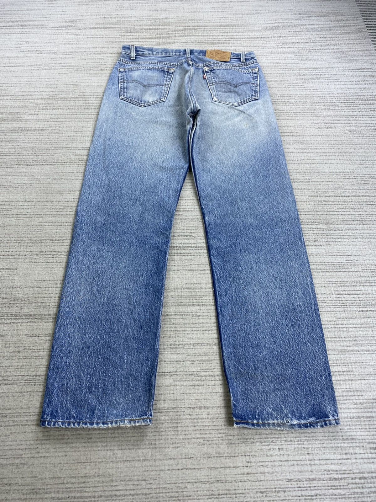 Levi's 🔥Vintage Levi’s 501 Blue Wash Denim Pants Size US 32 / EU 48 - 2 Thumbnail