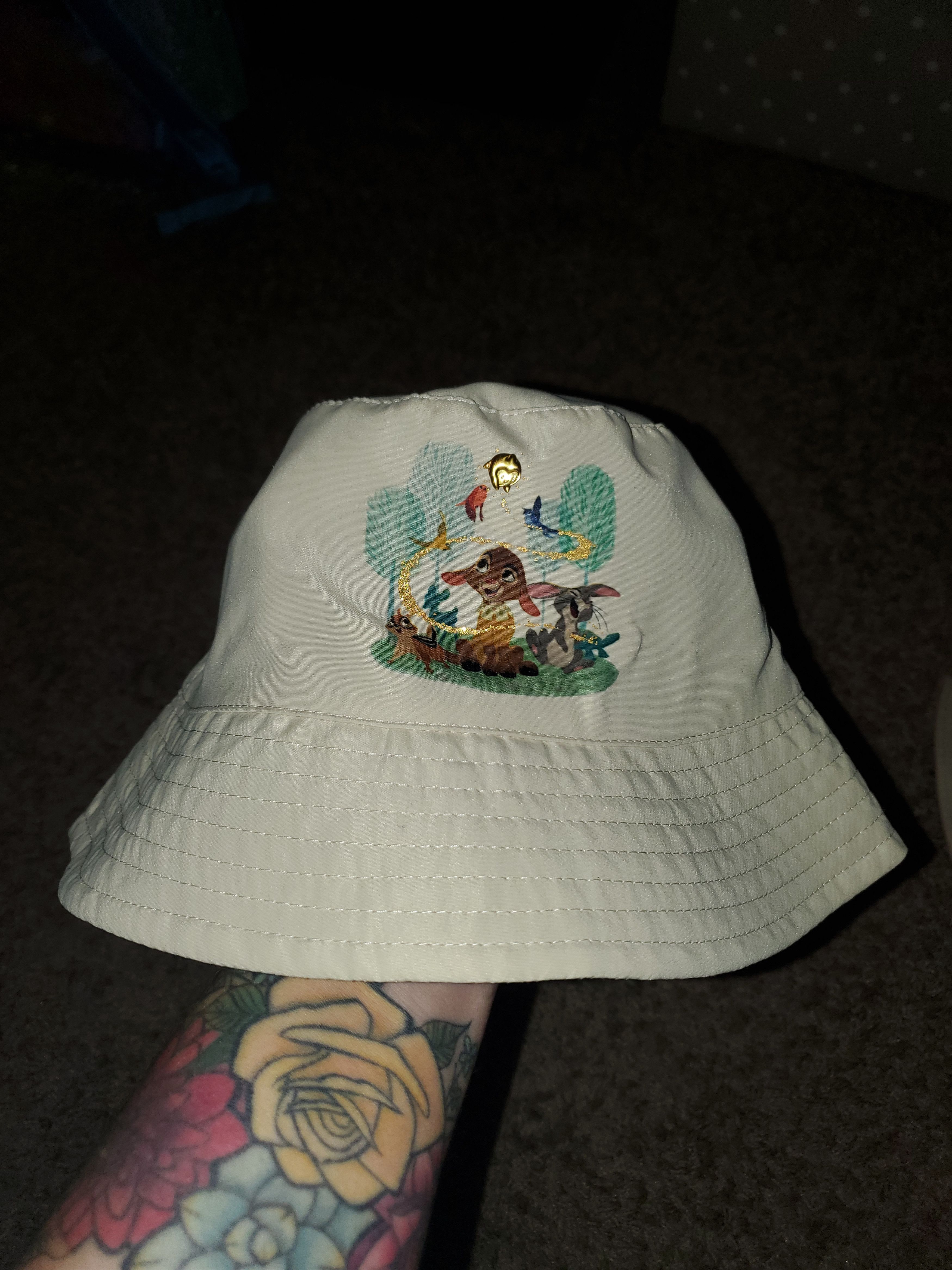 Disney *NWT* Beige Disney's Wish Movie Adult Bucket Hat Size ONE SIZE - 1 Thumbnail