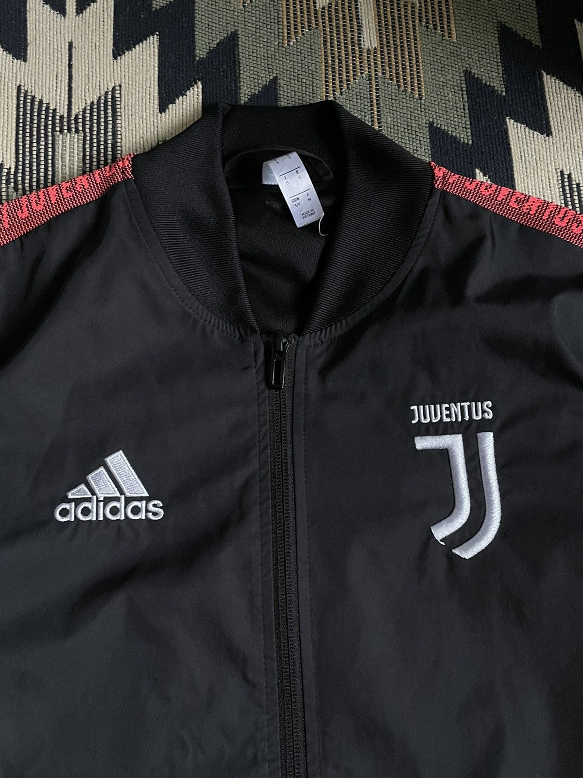 Adidas Adidas Juventus Nylon Blockcore Soccer Jacket Size US S / EU 44-46 / 1 - 5 Thumbnail