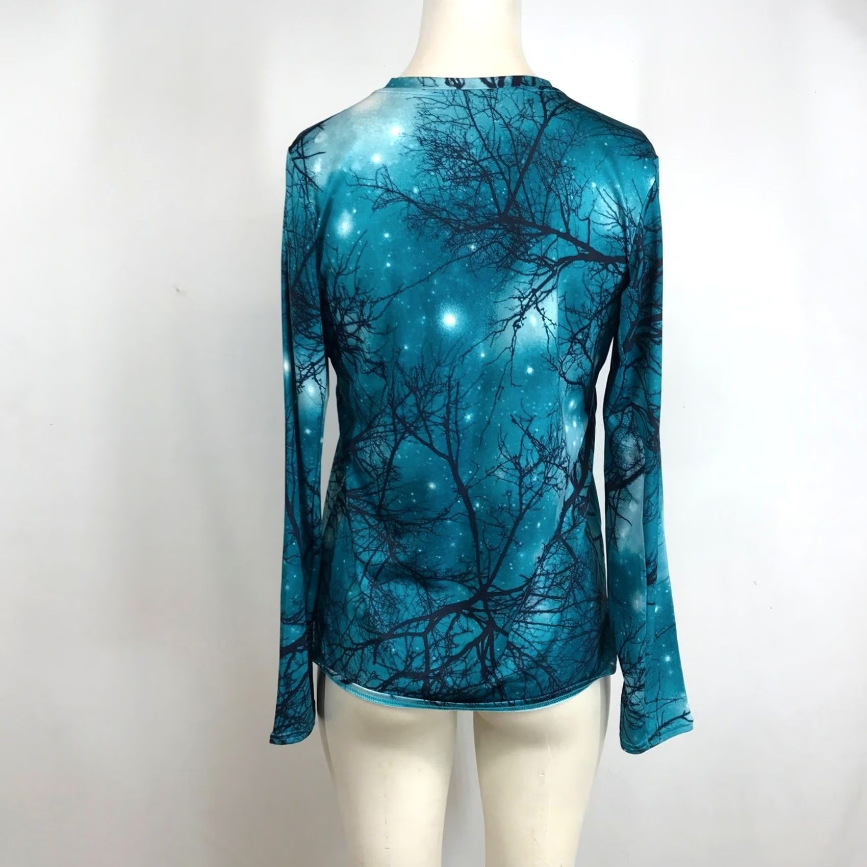 Patagonia VINTAGE Capilene Daily Baselayer Women S Teal Blue Winter Trees Starry Night Size ONE SIZE - 5 Thumbnail
